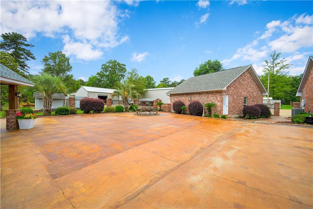Jena, Louisiana, 71342, United States, 3 Bedrooms Bedrooms, ,3 BathroomsBathrooms,Residential,For Sale,2049158