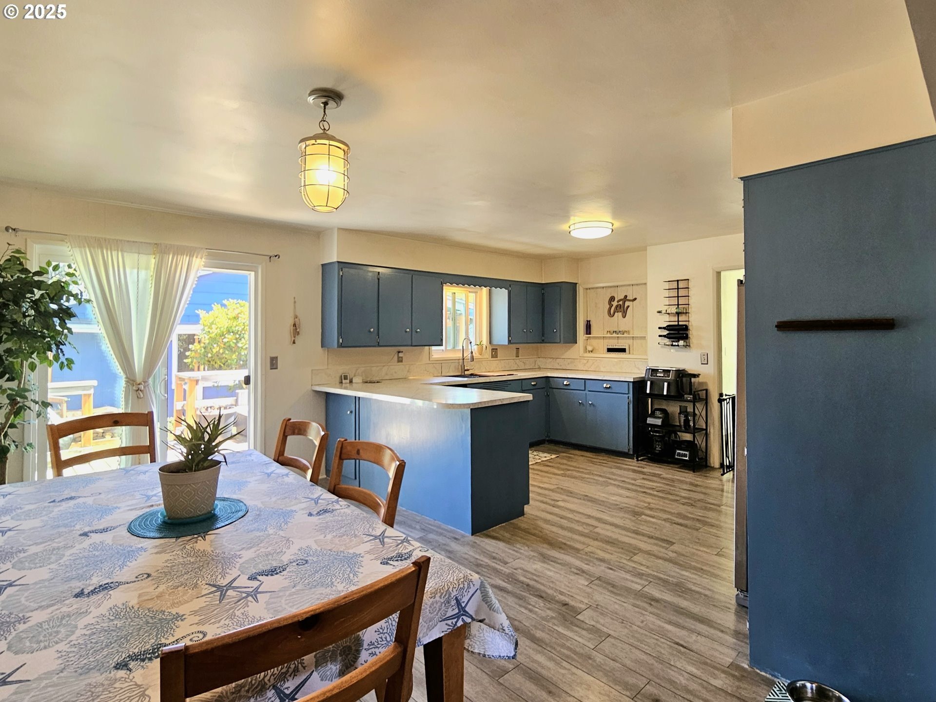 Brookings, Oregon, 97415, United States, 3 Bedrooms Bedrooms, ,3 BathroomsBathrooms,Residential,For Sale,1974179