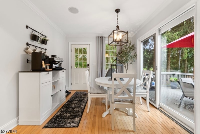 Randolph Twp., New Jersey, 07869, United States, 3 Bedrooms Bedrooms, ,2 BathroomsBathrooms,Residential,For Sale,1944786