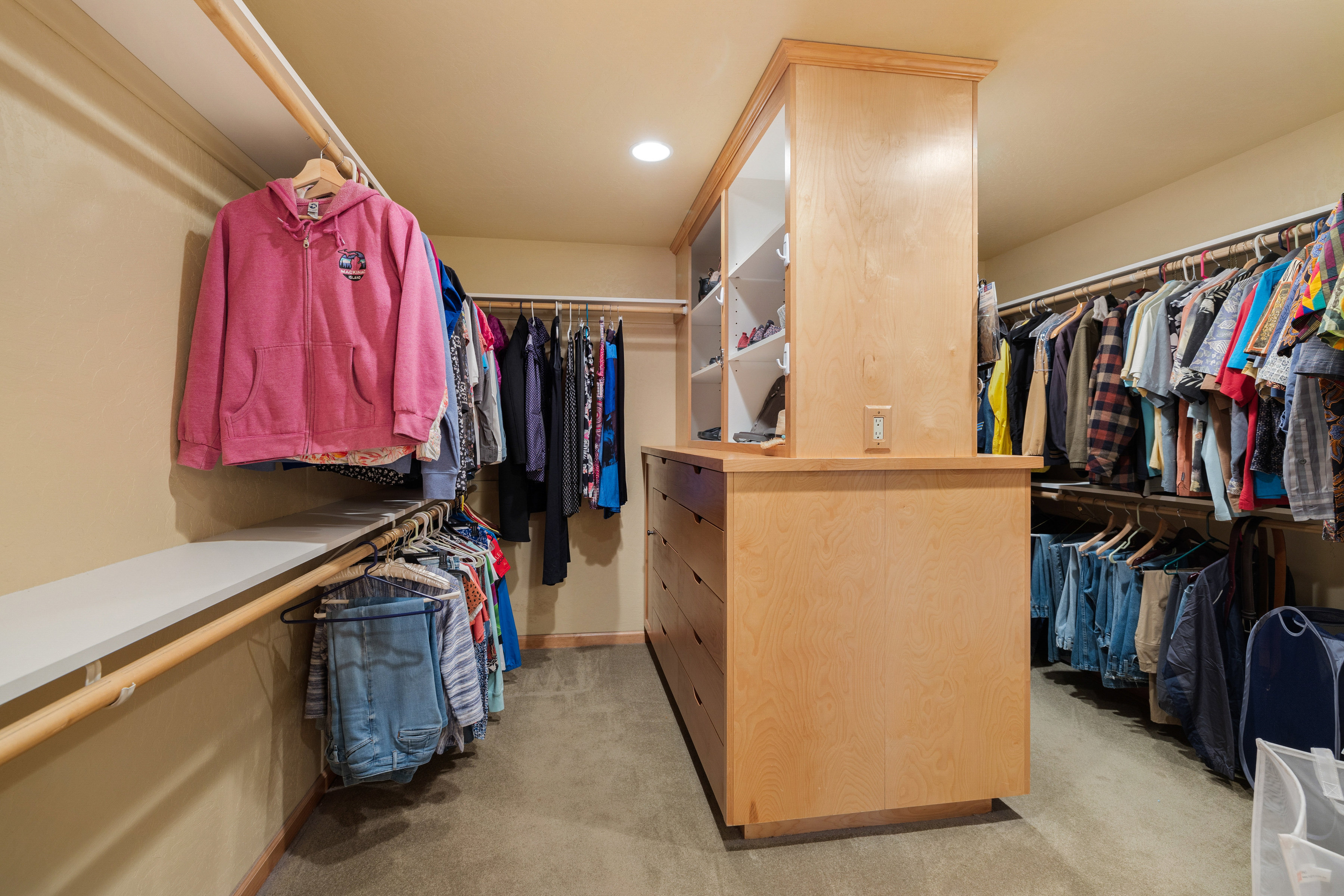  Luxury Mountain Retreat with Guest House on 1 Acre in the Heart of Graeagle - 物件實景