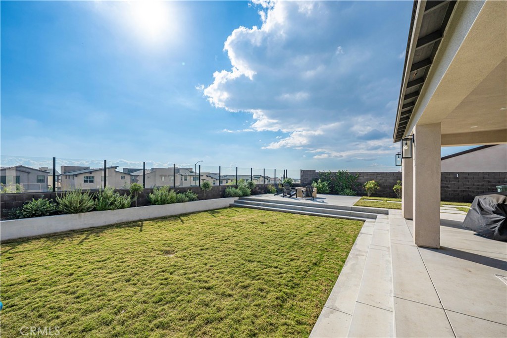 Fontana, California, 92336, United States, 4 Bedrooms Bedrooms, ,3 BathroomsBathrooms,Residential,For Sale,1995371