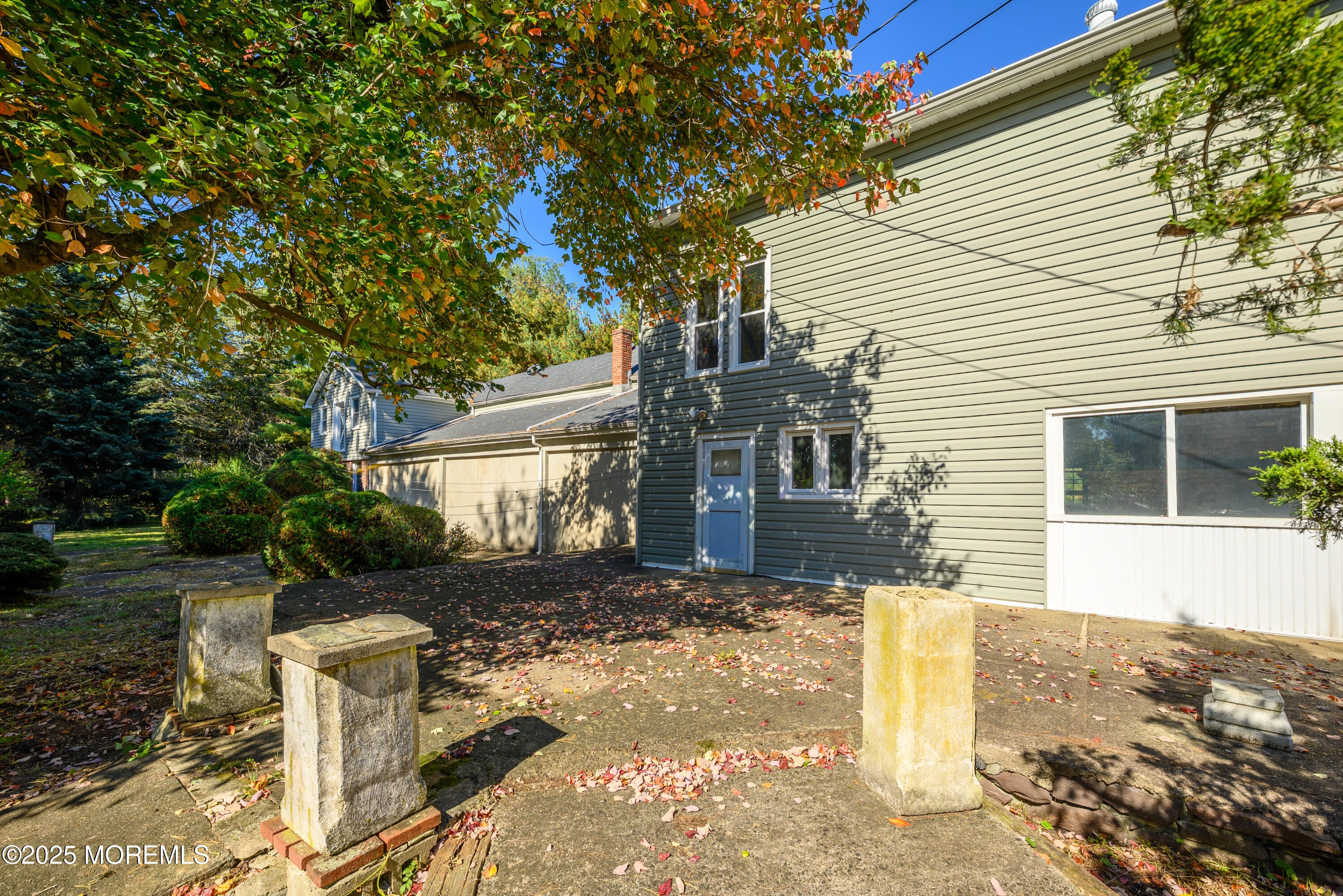 Marlboro, New Jersey, 07746, United States, 3 Bedrooms Bedrooms, ,3 BathroomsBathrooms,Residential,For Sale,1974582