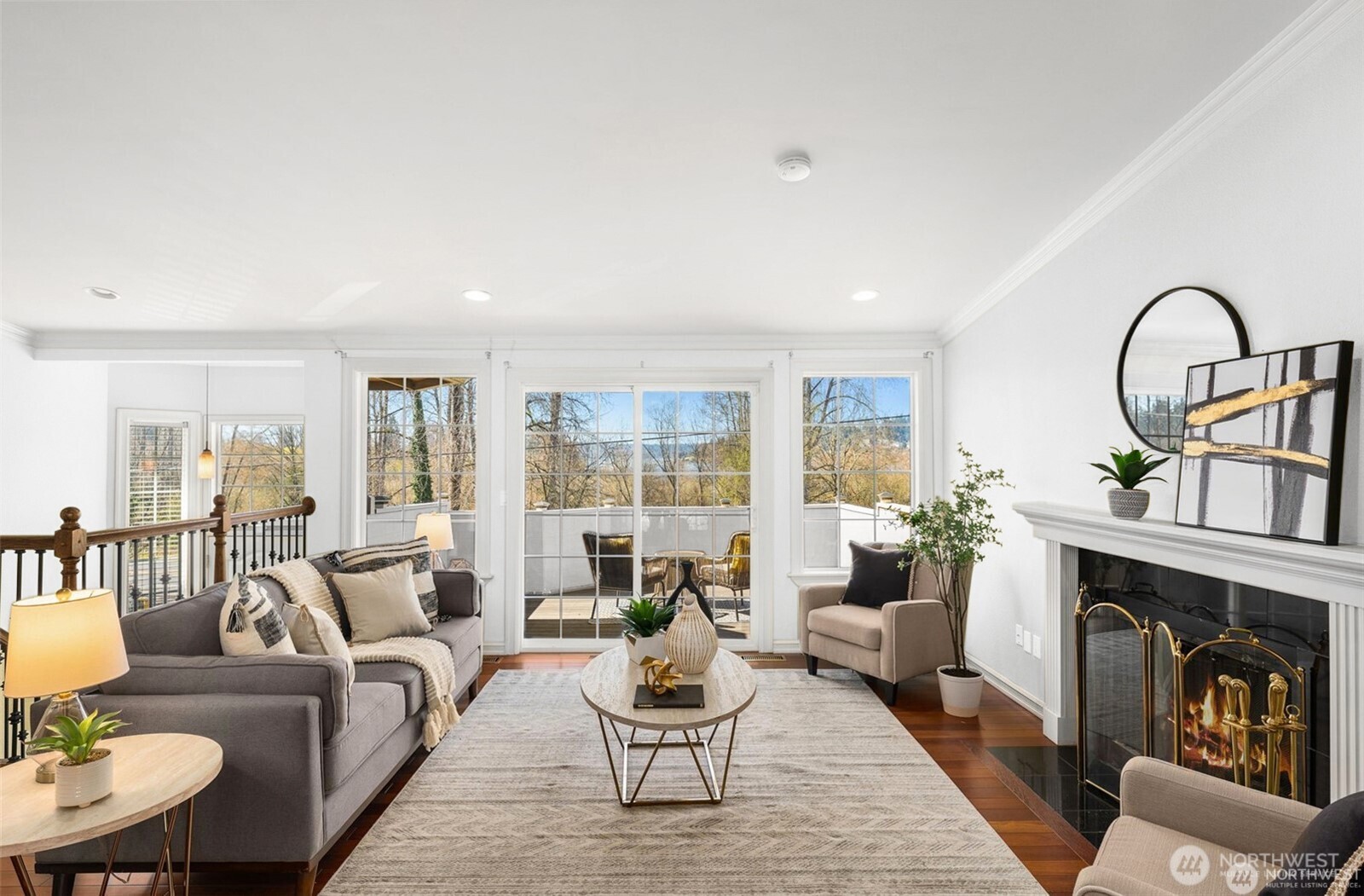 Kirkland, Washington, 98033, United States, 4 Bedrooms Bedrooms, ,2 BathroomsBathrooms,Residential,For Sale,1938855