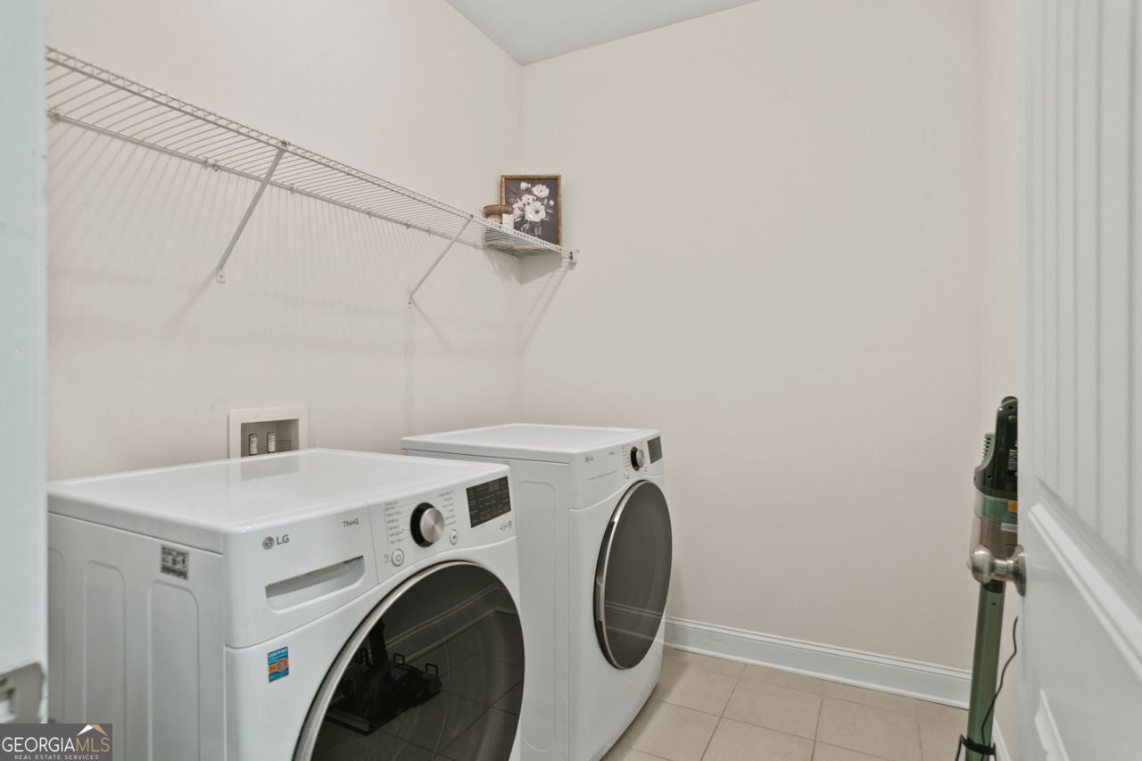 Marietta, Georgia, 30064, United States, 3 Bedrooms Bedrooms, ,4 BathroomsBathrooms,Residential,For Sale,1968342