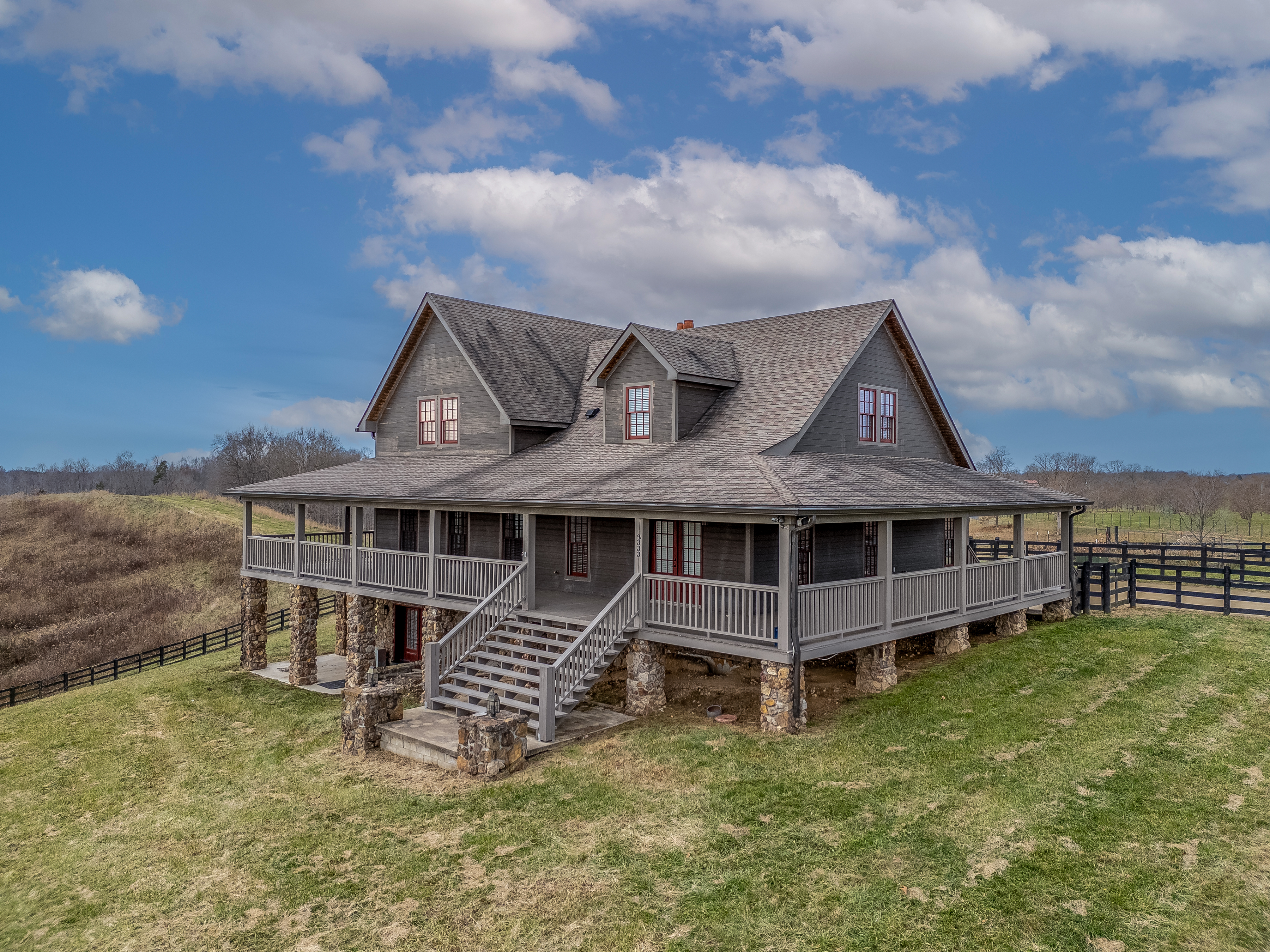 Olive Hill, Kentucky, 41164, United States, 3 Bedrooms Bedrooms, ,4 BathroomsBathrooms,Residential,For Sale,2013036