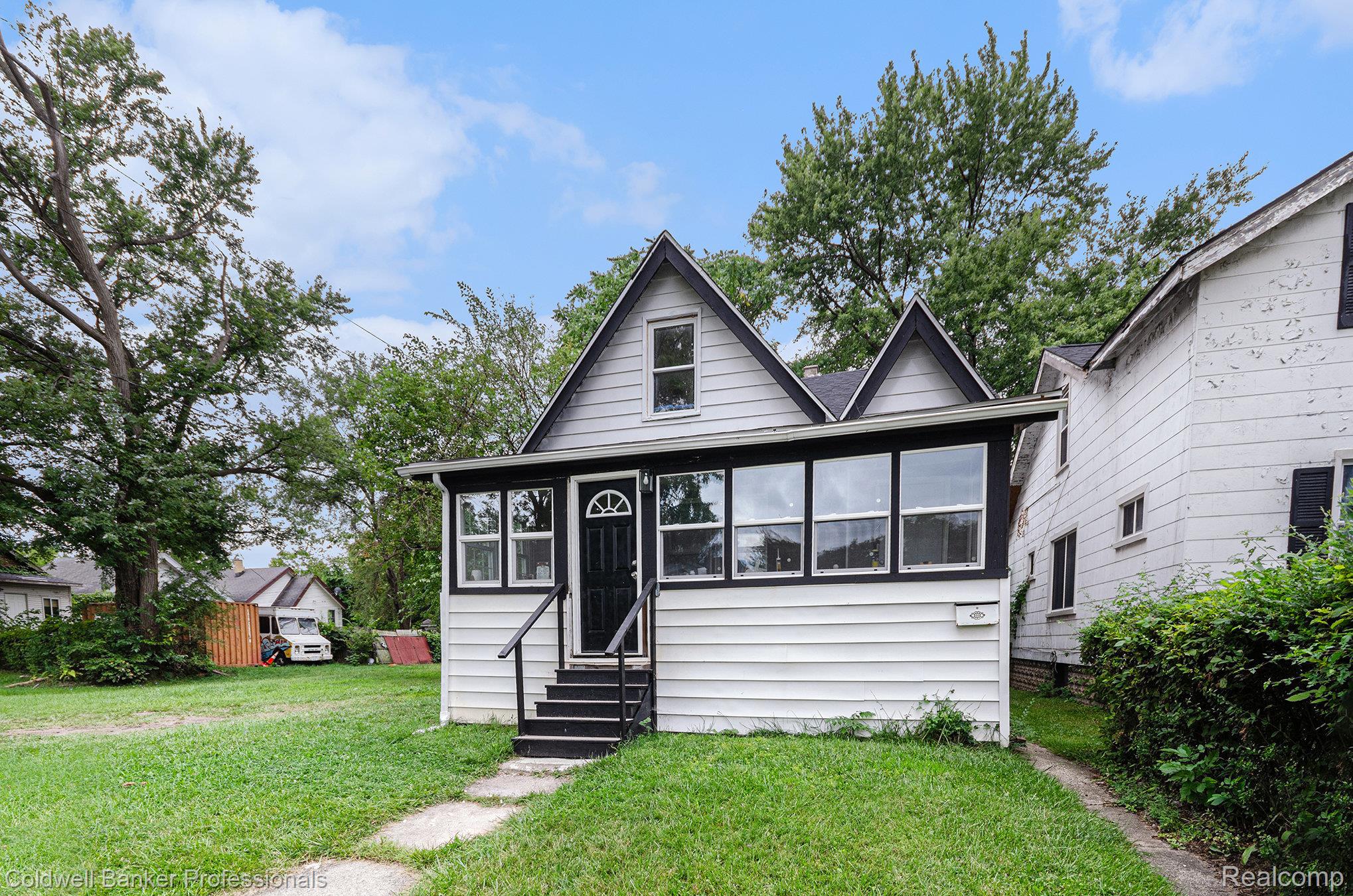 Russell St, Highland Park, MI 48203 #1