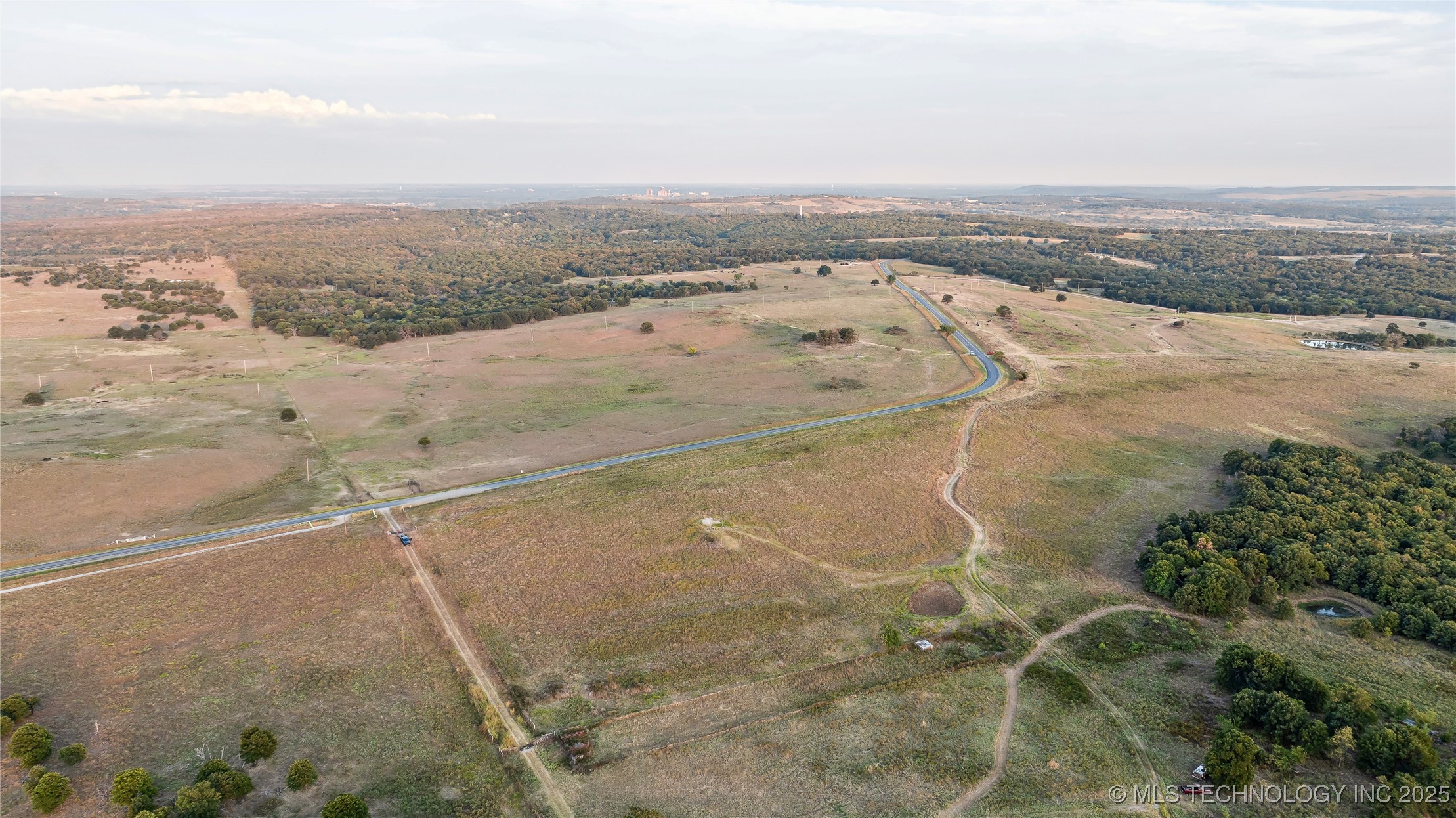 Bartlesville, Oklahoma, 74003, United States, ,Residential,For Sale,1963998