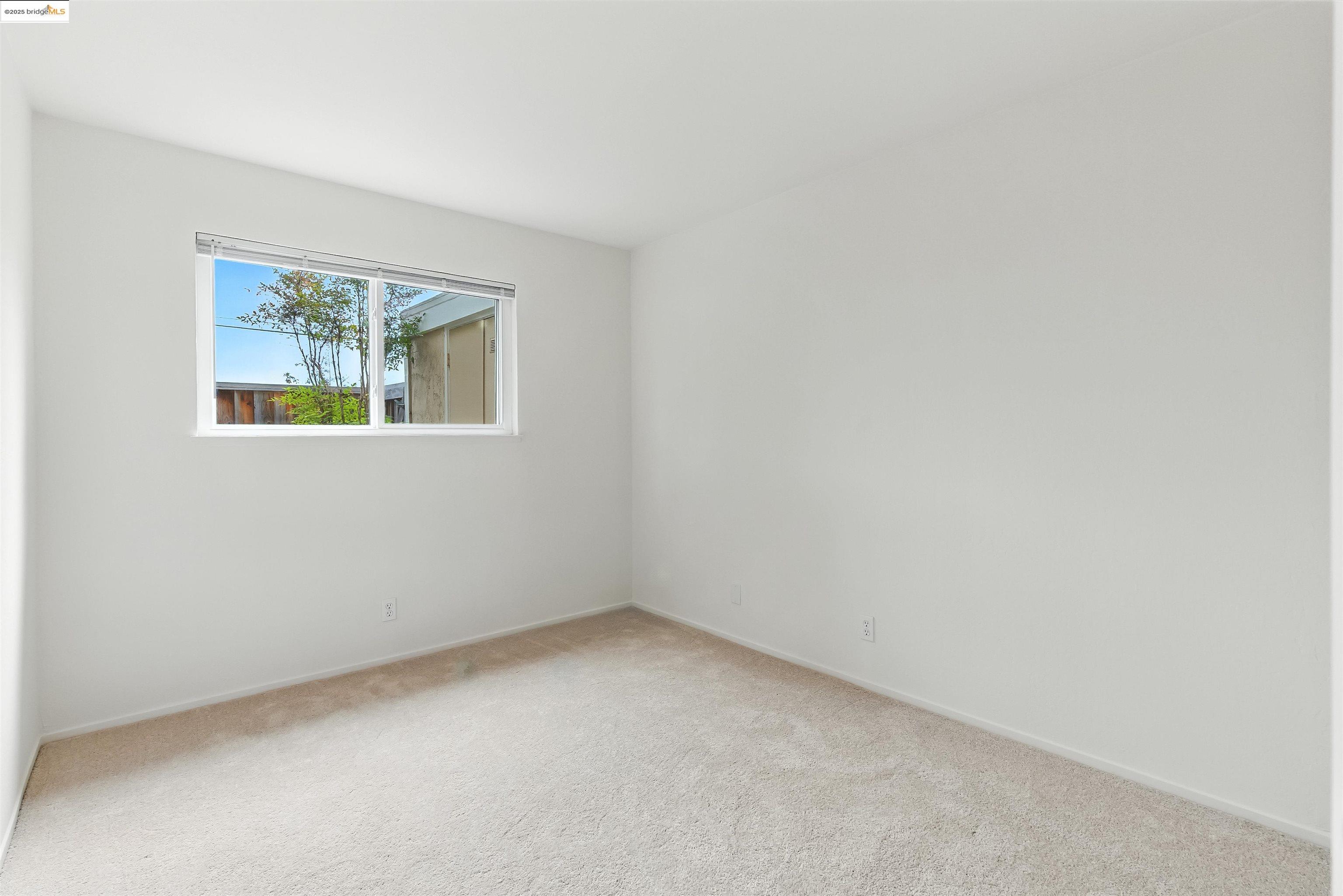 San Leandro, California, 94577, United States, 2 Bedrooms Bedrooms, ,2 BathroomsBathrooms,Residential,For Sale,1900911