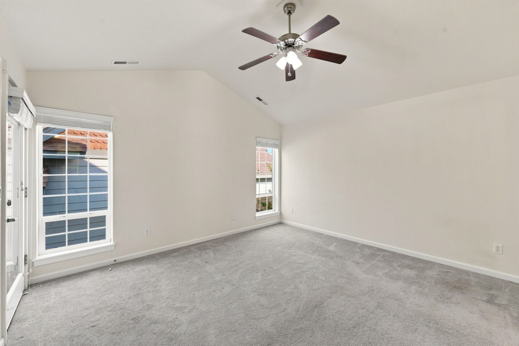  2526 NW Awbrey Road Bend, OR 97703 - 物件實景