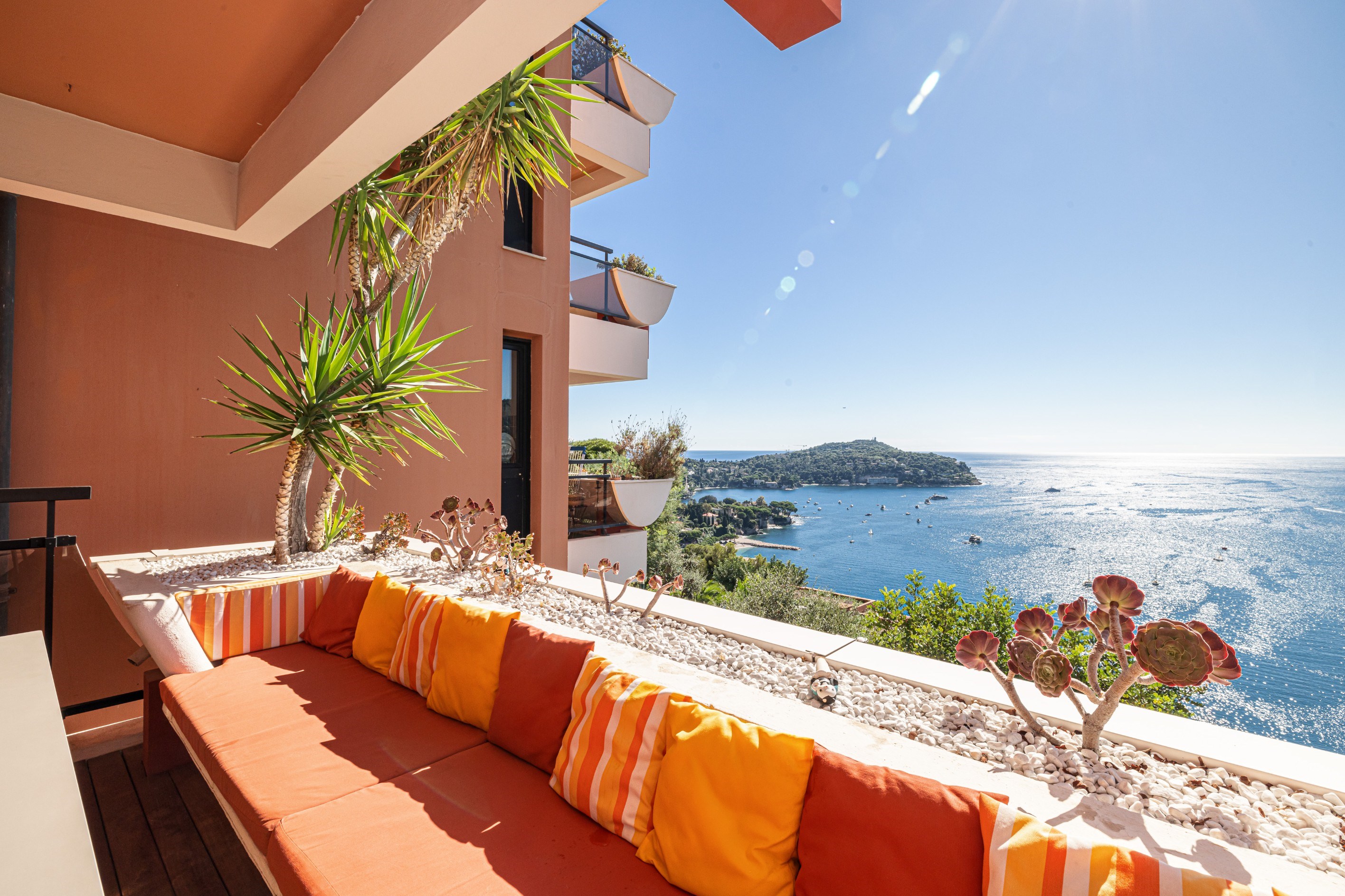  3-room apartment for sale in Villefranche-sur-Mer with panoramic sea views, Gol… - 物件實景