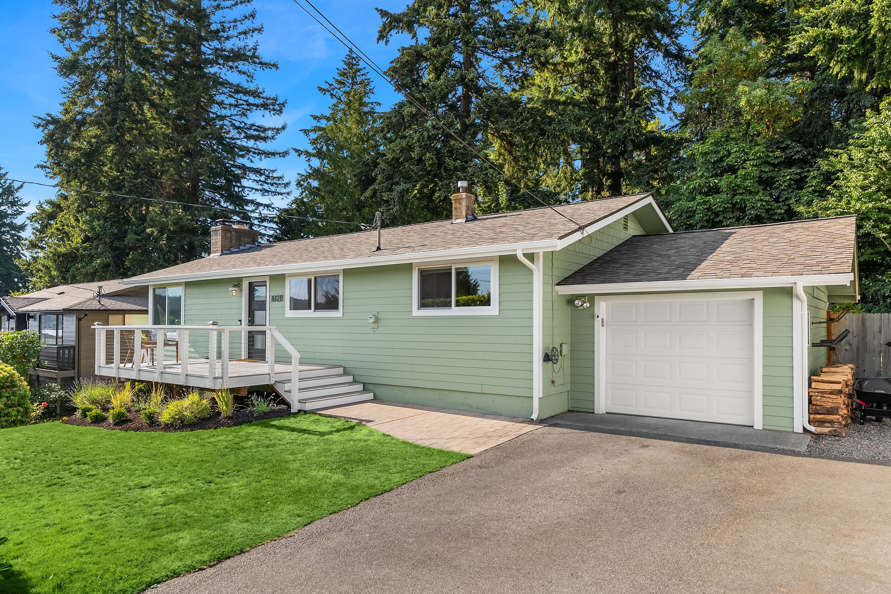  1020 NE Holm Ct, Poulsbo, WA 98370 - 物件實景