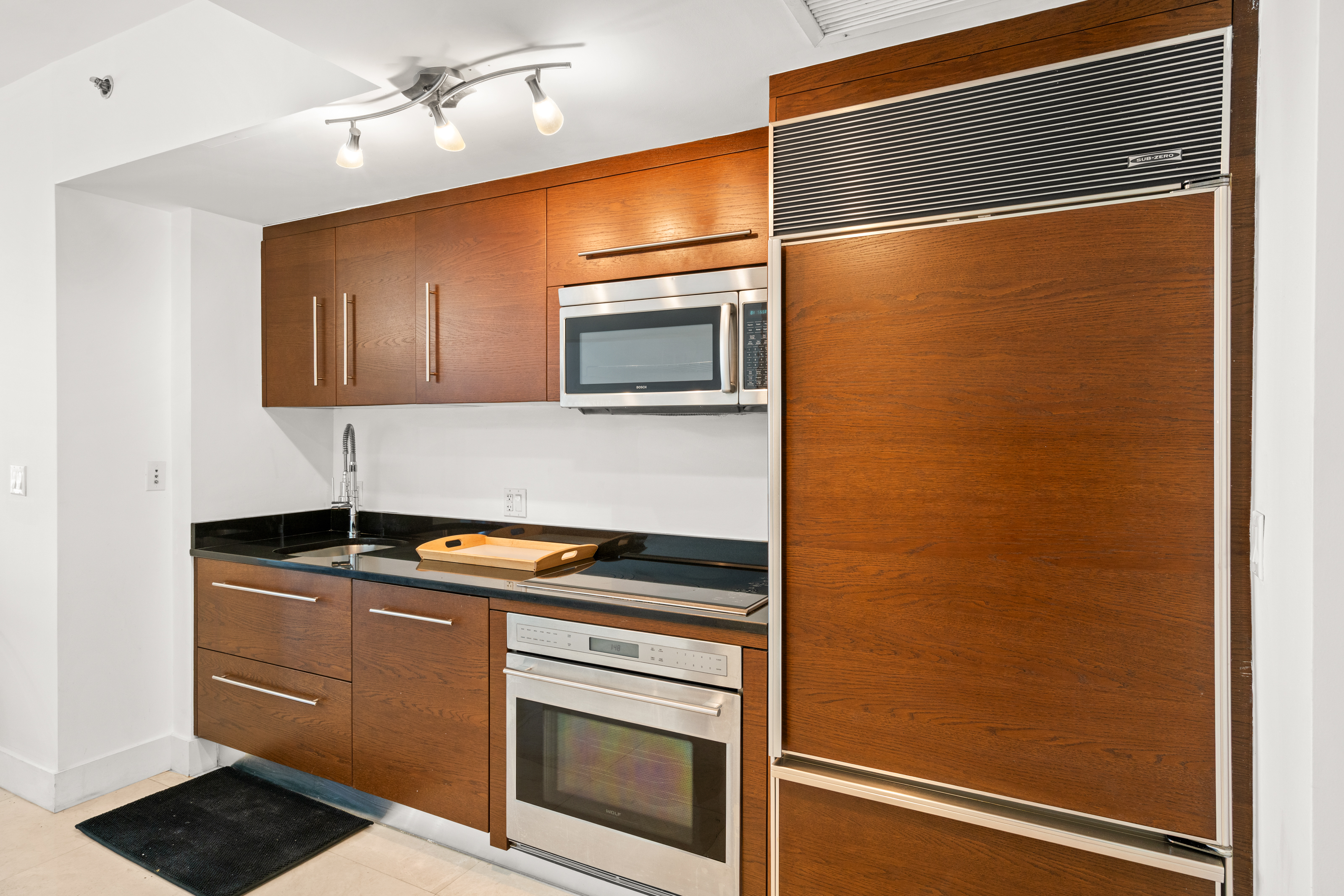  475 Brickell Ave, Miami, FL, 33131 - 物件實景