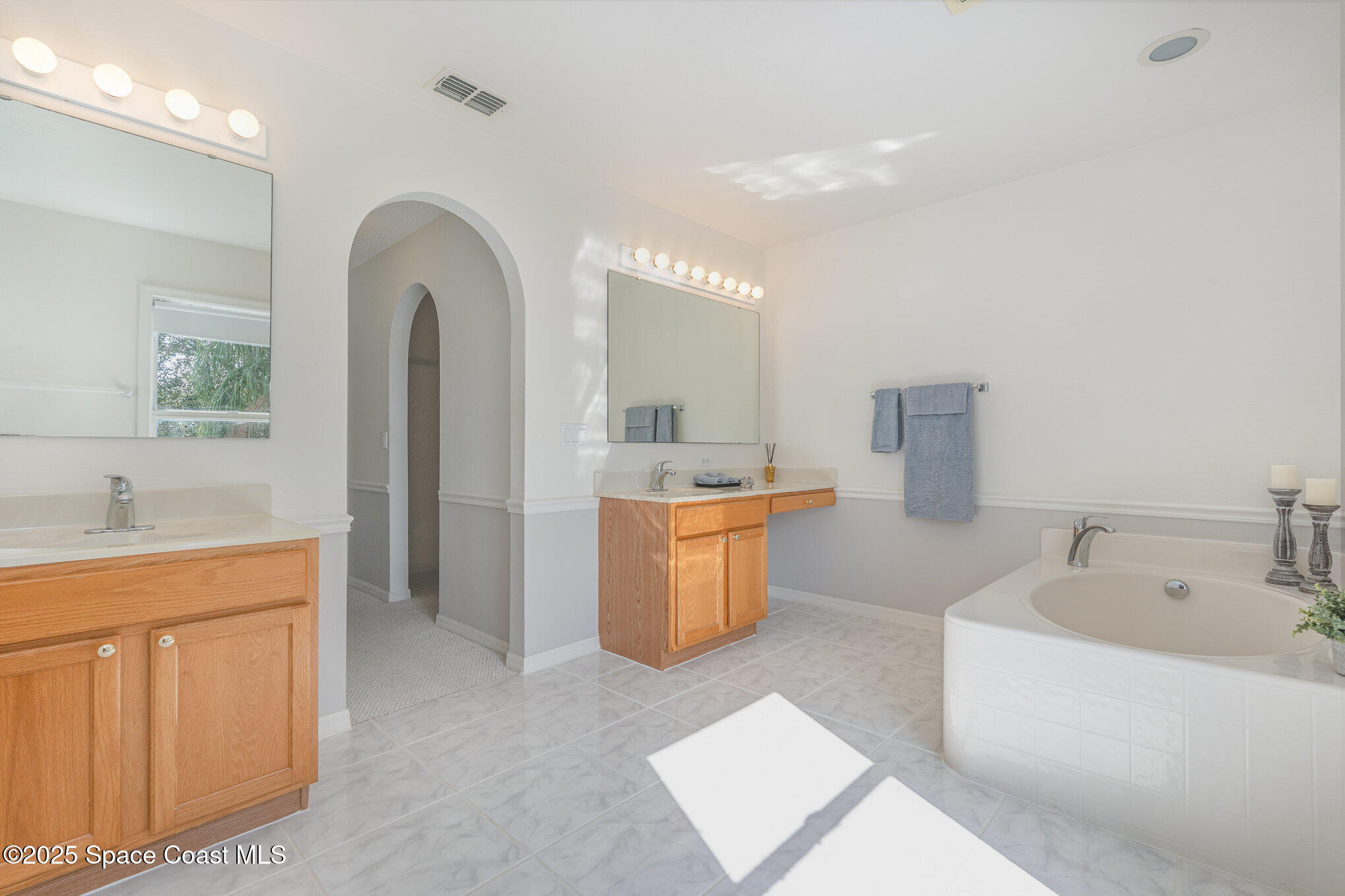 Palm Bay, Florida, 32908, United States, 6 Bedrooms Bedrooms, ,5 BathroomsBathrooms,Residential,For Sale,1995806