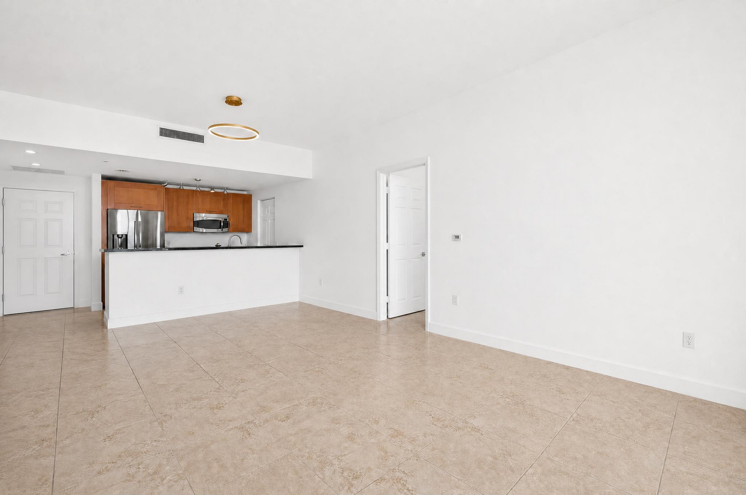  1300 Ponce De Leon Blvd, Coral Gables, FL, 33134 - 物件實景