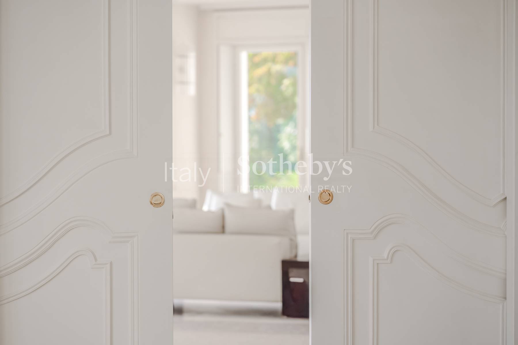  Elegant Villa with a Historic Park and Lake Views - 物件實景