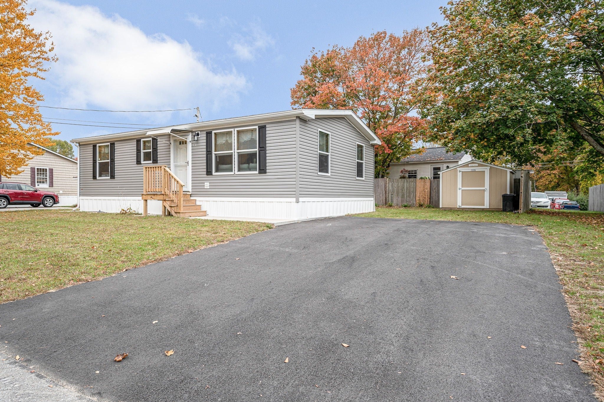 B St, Seabrook, NH 03874 #1