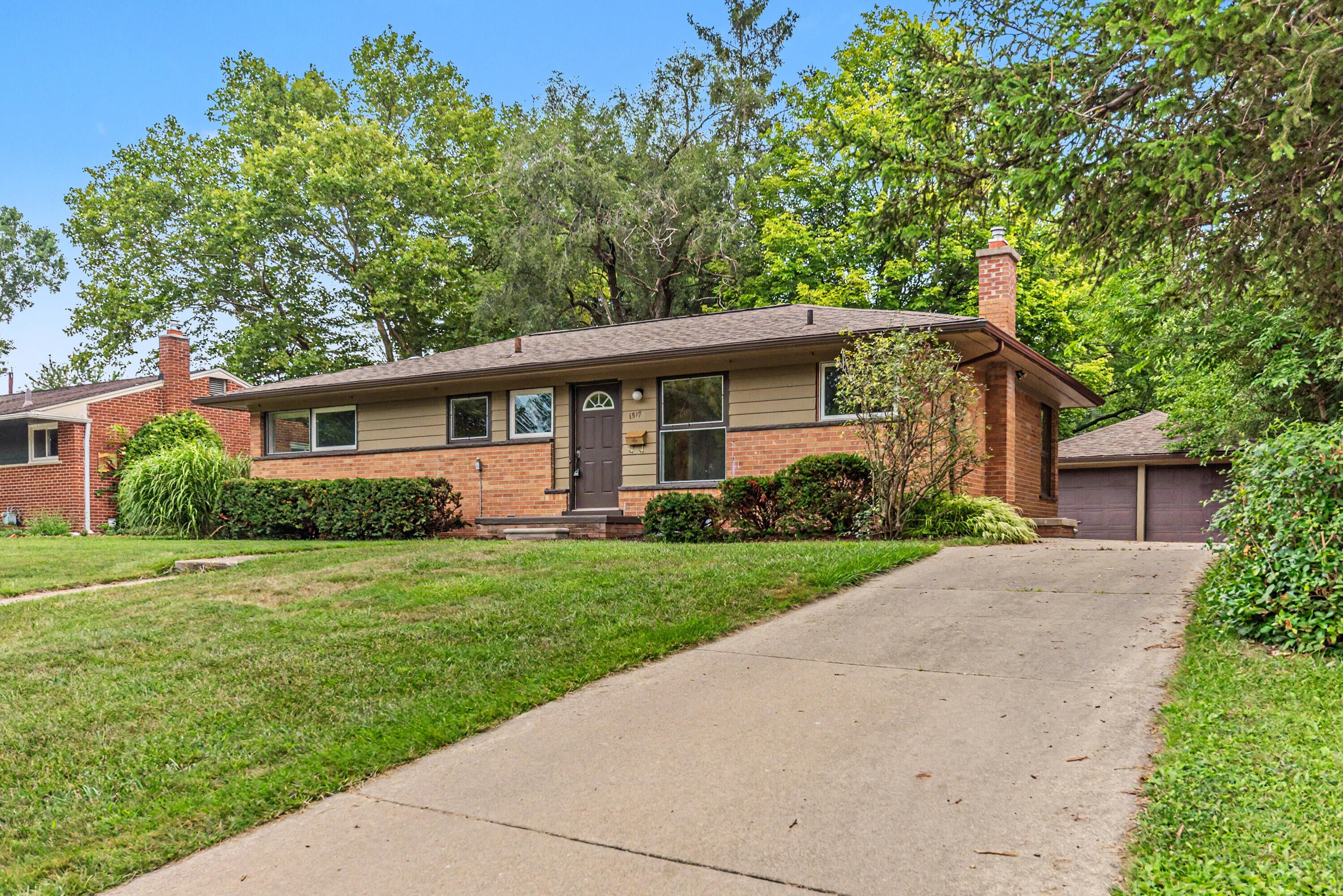 Catalina Dr, Ann Arbor, MI 48103