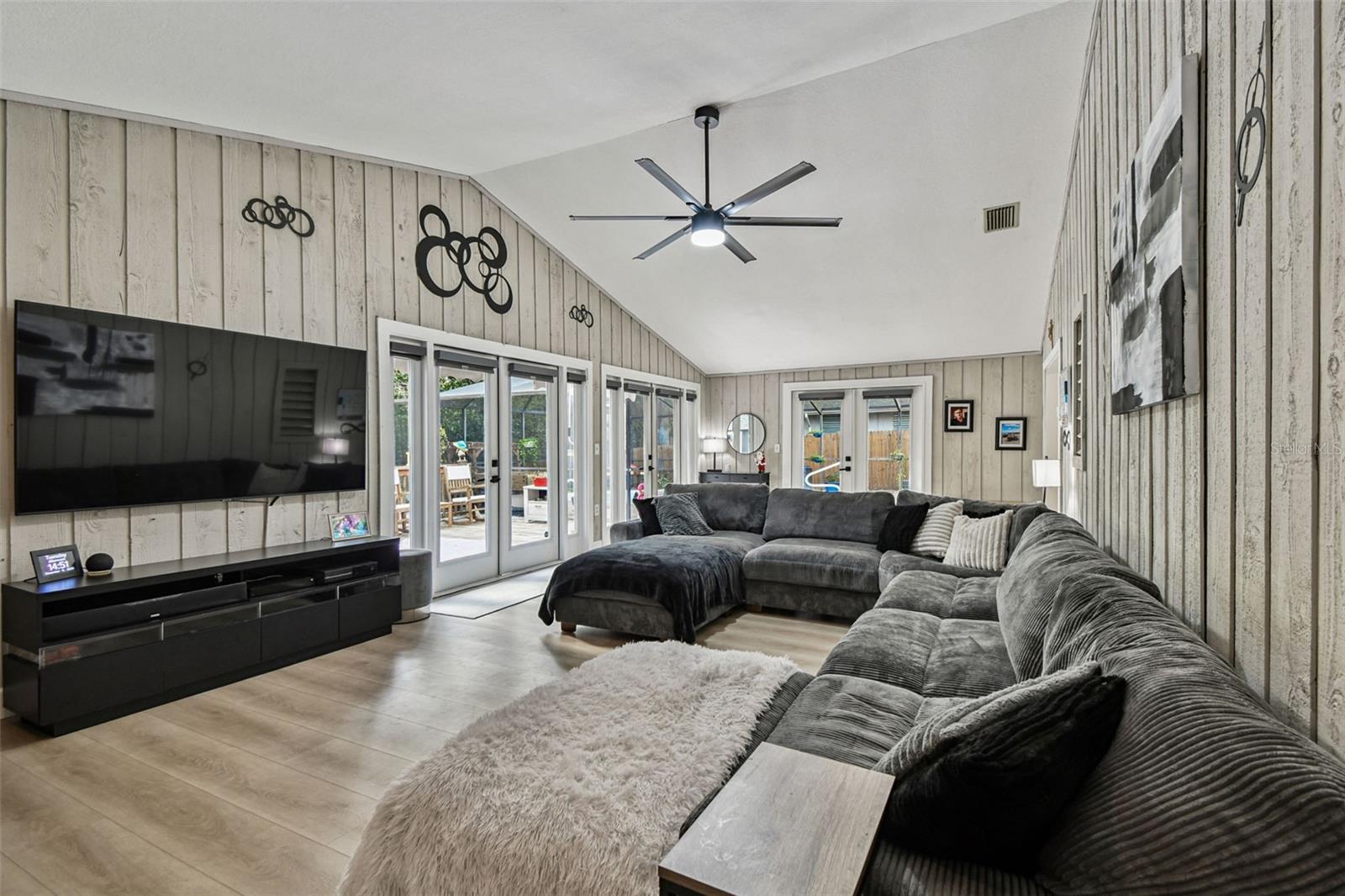 Safety Harbor, Florida, 34695, United States, 2 Bedrooms Bedrooms, ,2 BathroomsBathrooms,Residential,For Sale,2005767