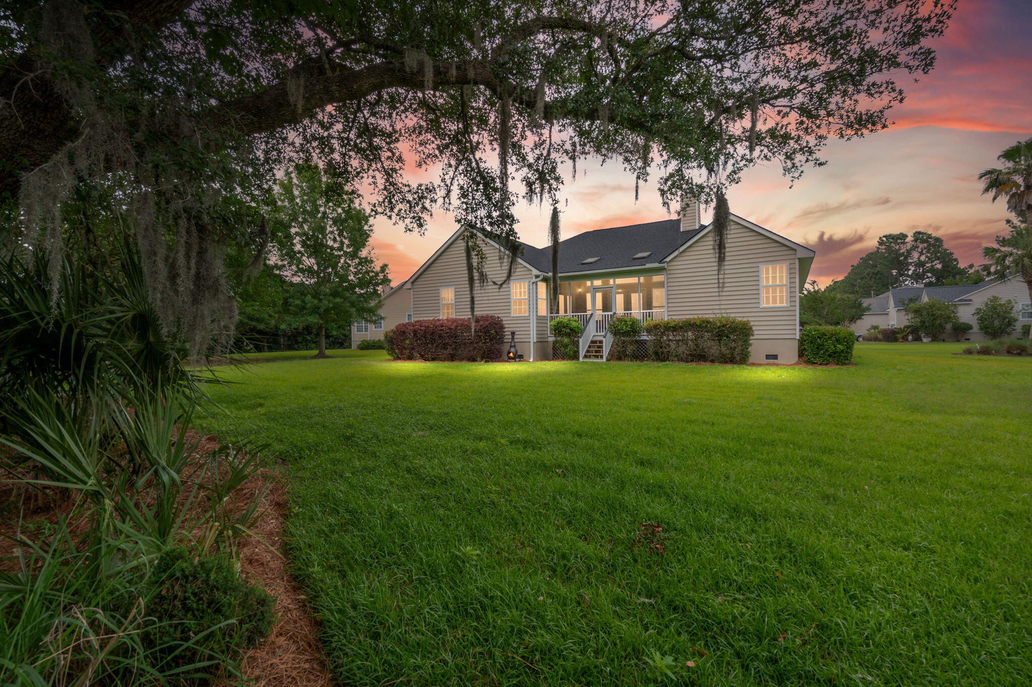 Mount Pleasant, South Carolina, 29466, United States, 4 Bedrooms Bedrooms, ,4 BathroomsBathrooms,Residential,For Sale,1827956