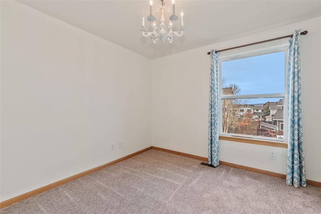 Steamboat Springs, Colorado, 80487, United States, 3 Bedrooms Bedrooms, ,2 BathroomsBathrooms,Residential,For Sale,2003476