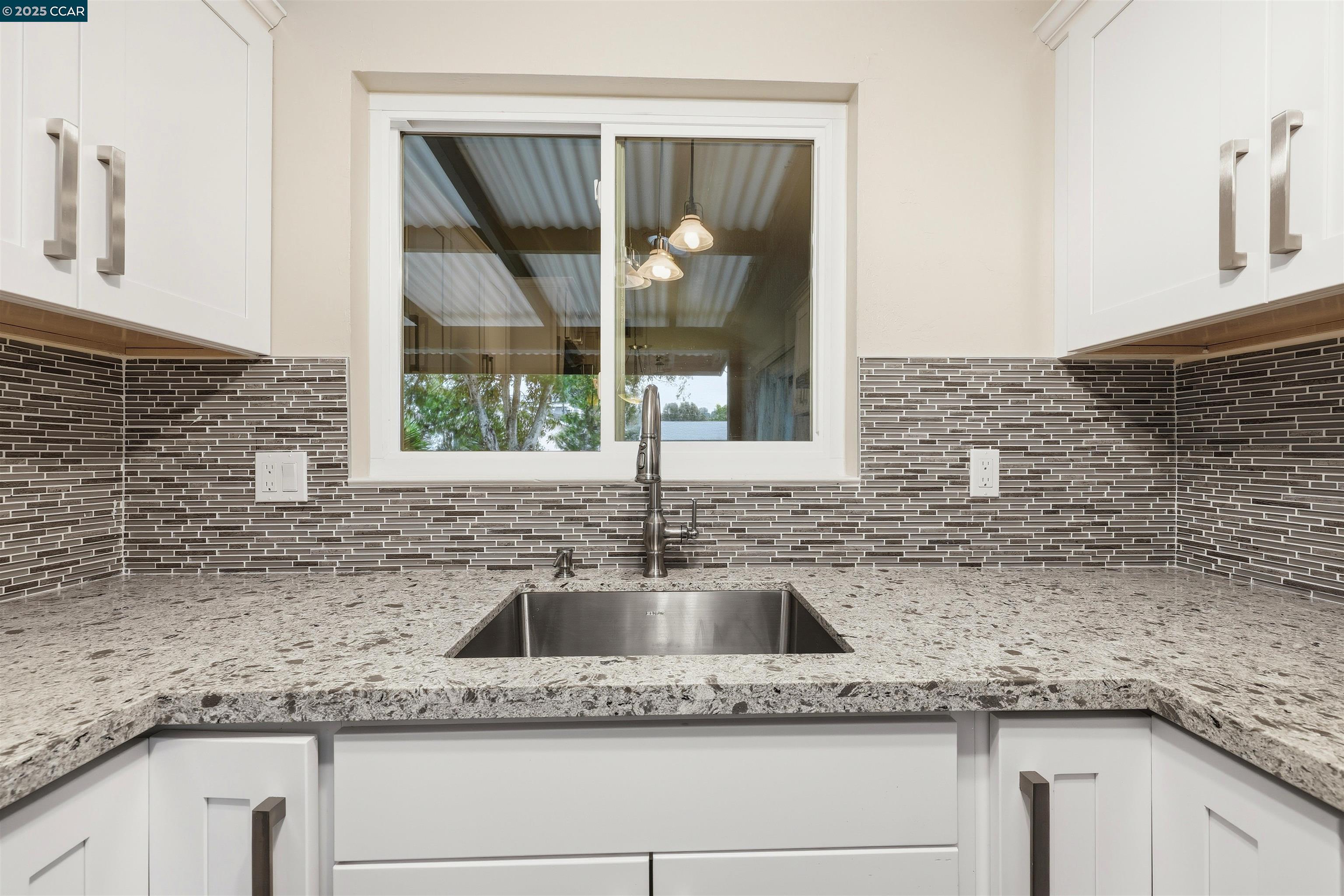 Richmond, California, 94806, United States, 3 Bedrooms Bedrooms, ,2 BathroomsBathrooms,Residential,For Sale,1989695