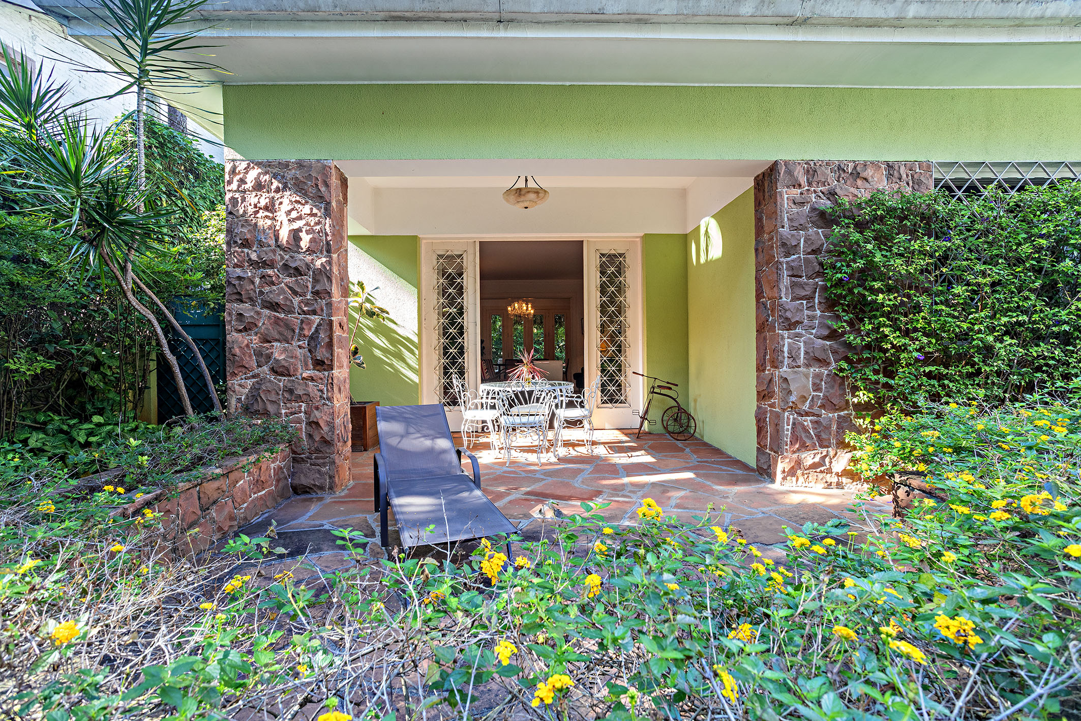  Residence surrounded by garden on a large lot in Jardim Paulista - 物件實景