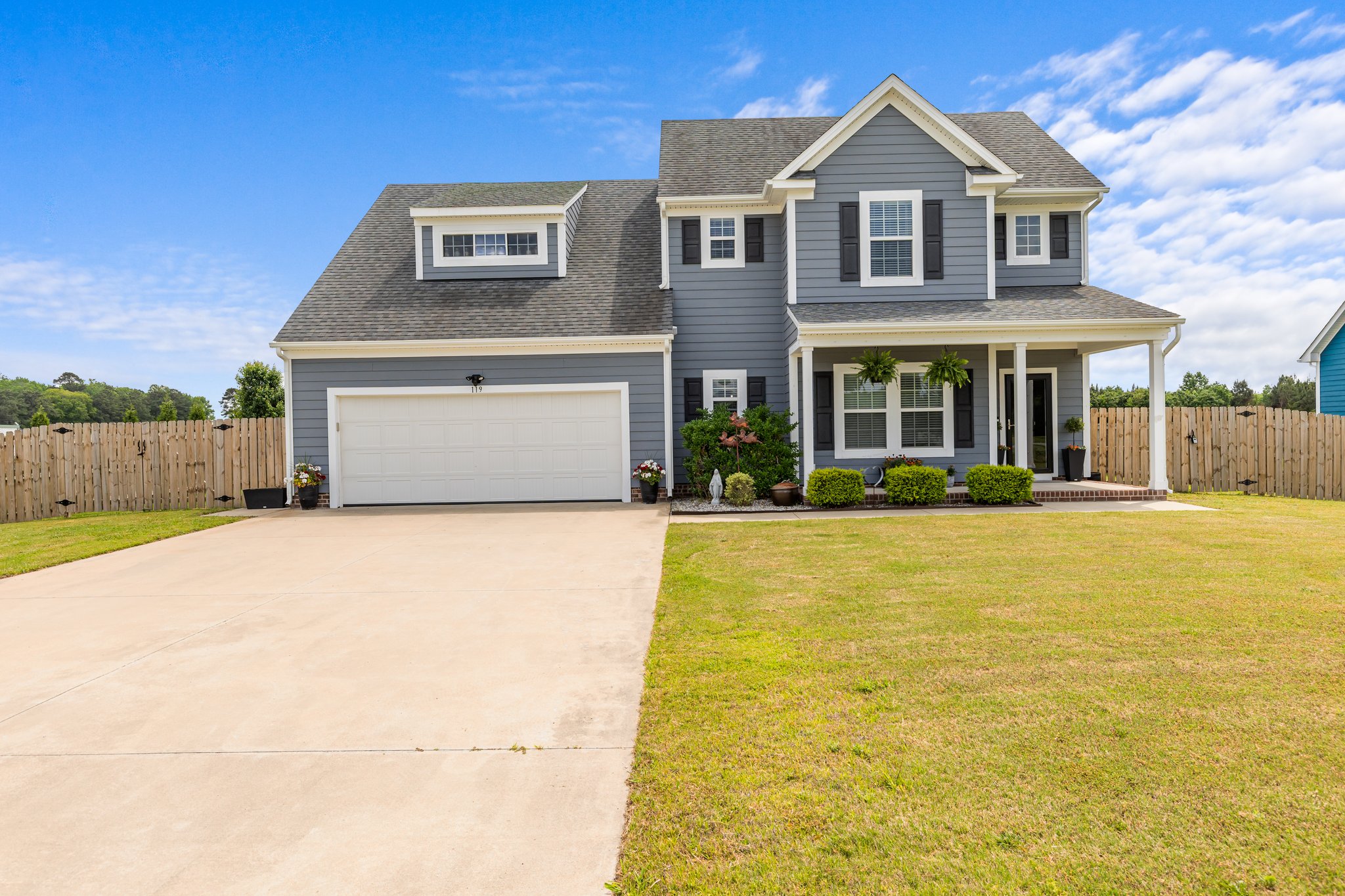 Moyock, Virginia, 23758, United States, 4 Bedrooms Bedrooms, ,3 BathroomsBathrooms,Residential,For Sale,1982515