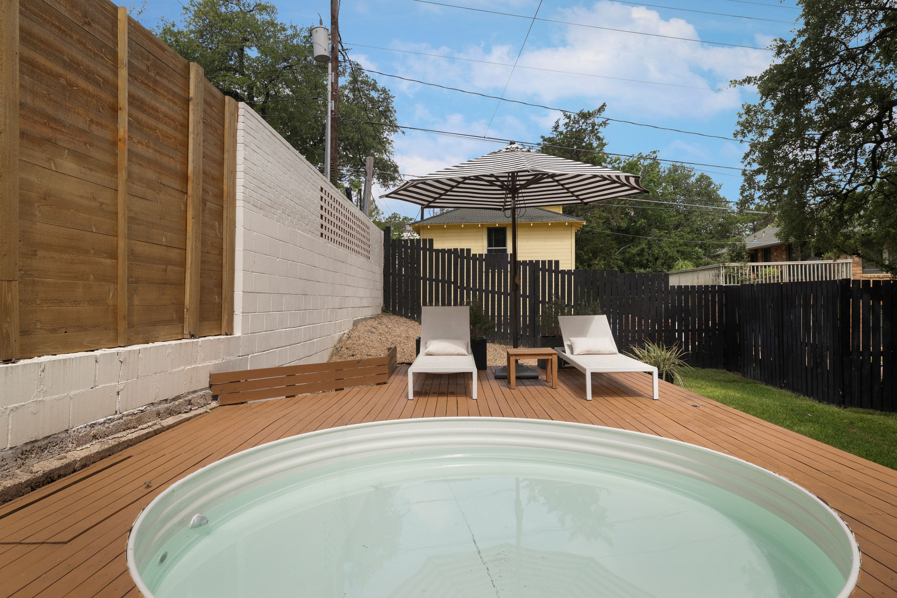  Reimagined Travis Heights Bungalow with Downtown Views - 物件實景