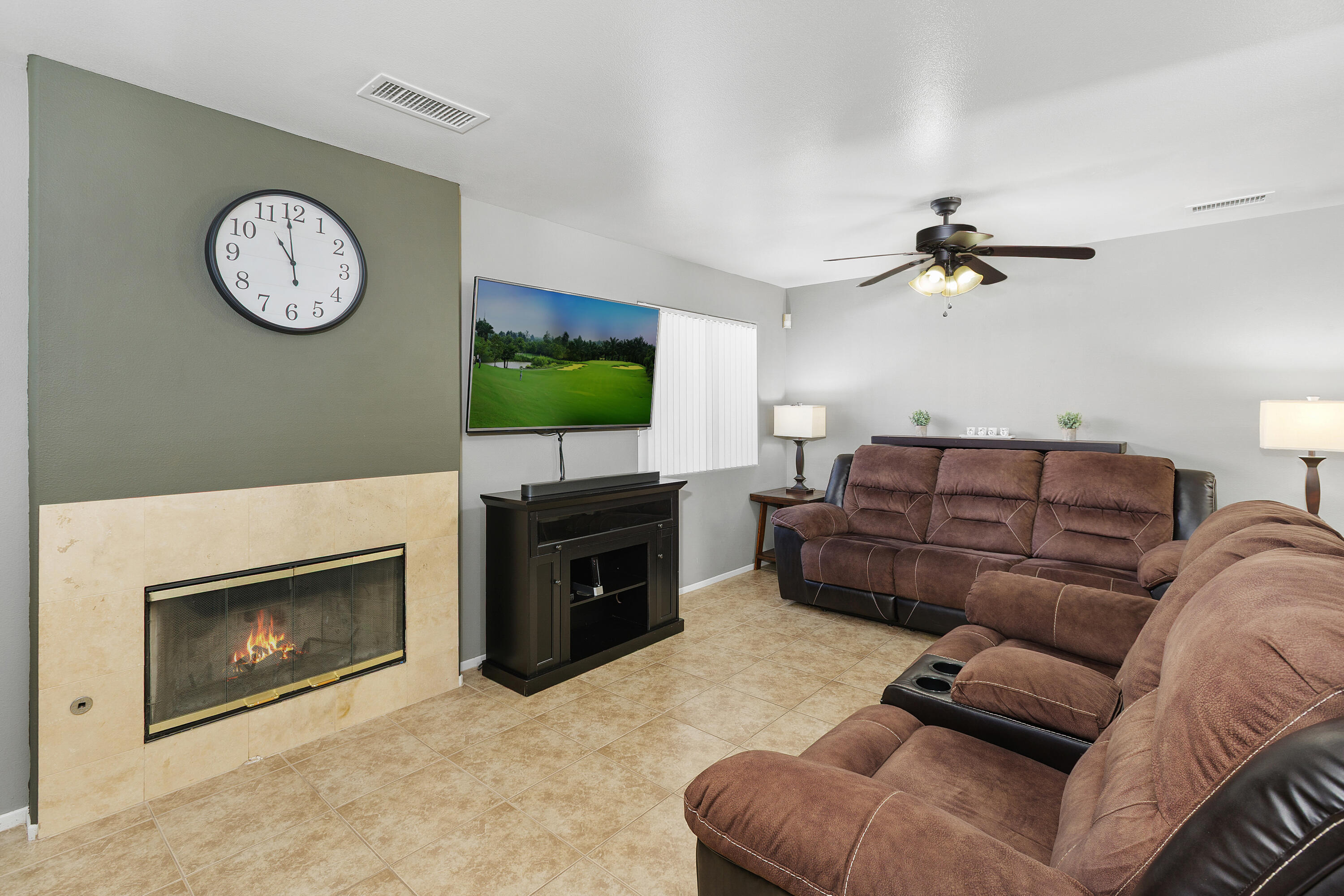 La Quinta, California, 92253, United States, 4 Bedrooms Bedrooms, ,2 BathroomsBathrooms,Residential,For Sale,2003010