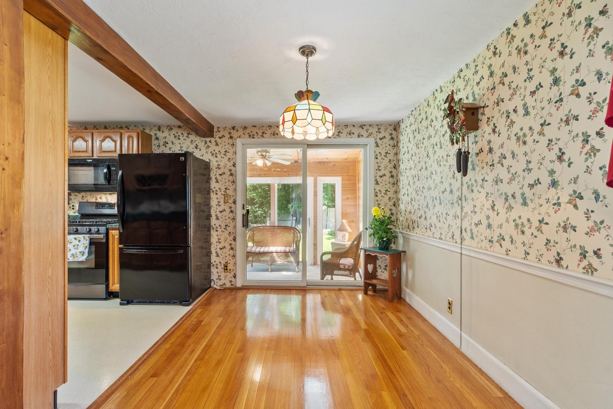  9 Oaklandvale Ave, Saugus, MA, 01906 - 物件實景