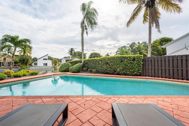 Plantation, Florida, 33324, United States, 4 Bedrooms Bedrooms, ,3 BathroomsBathrooms,Residential,For Sale,1987783