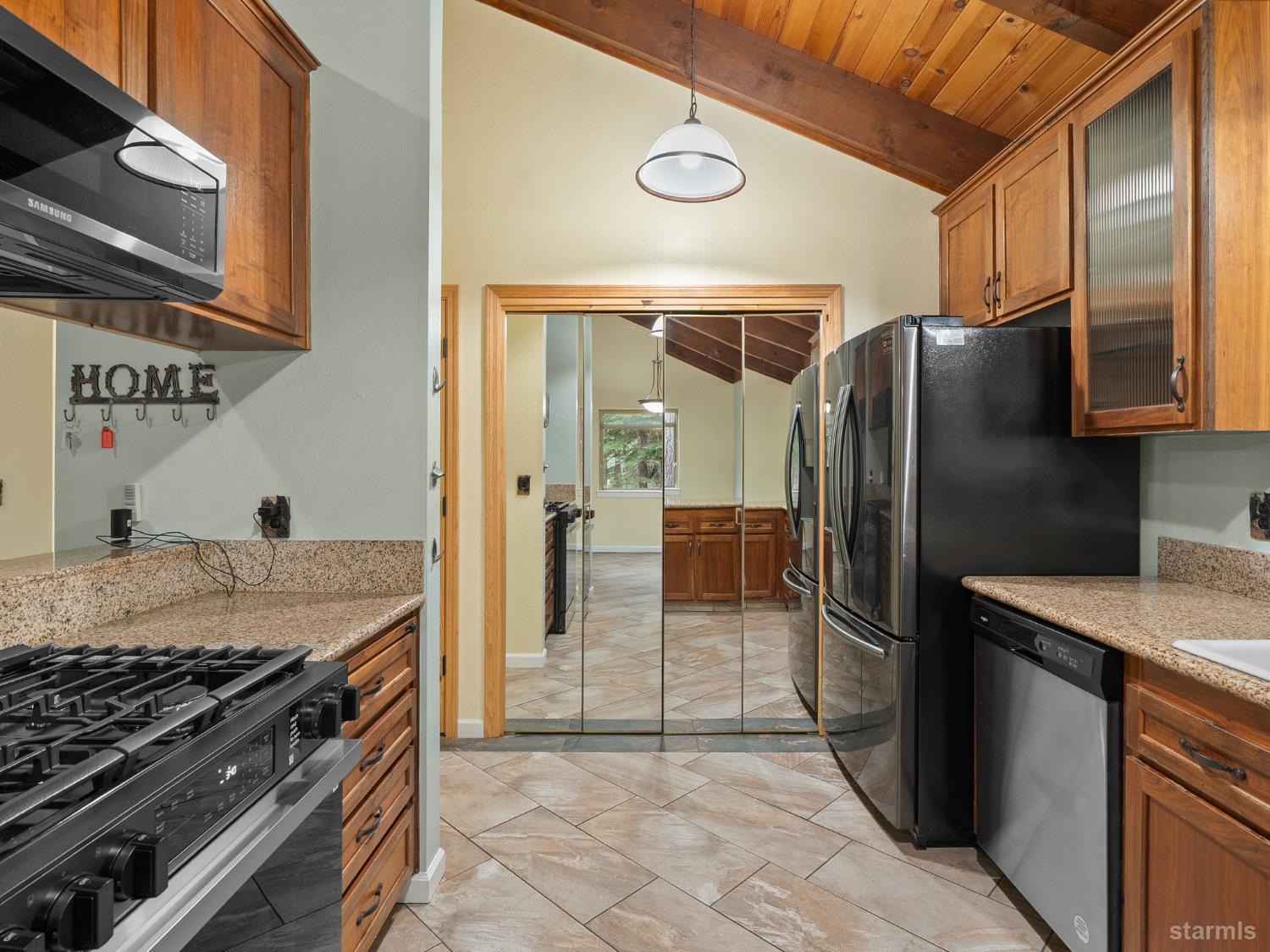 South Lake Tahoe, California, 96150, United States, 3 Bedrooms Bedrooms, ,2 BathroomsBathrooms,Residential,For Sale,1969986