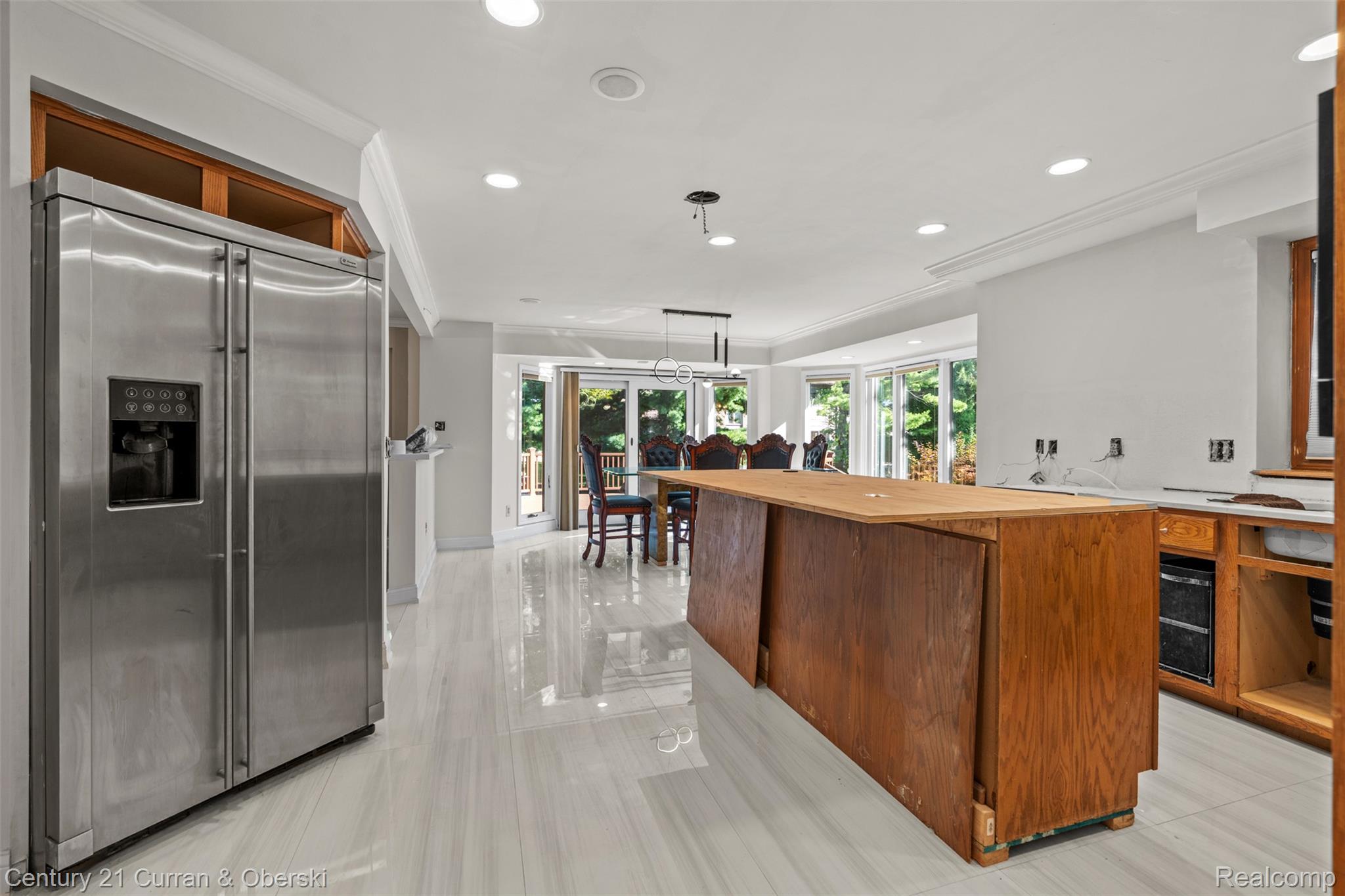 Shelby Charter Township, Michigan, 48317, United States, 4 Bedrooms Bedrooms, ,4 BathroomsBathrooms,Residential,For Sale,1980833