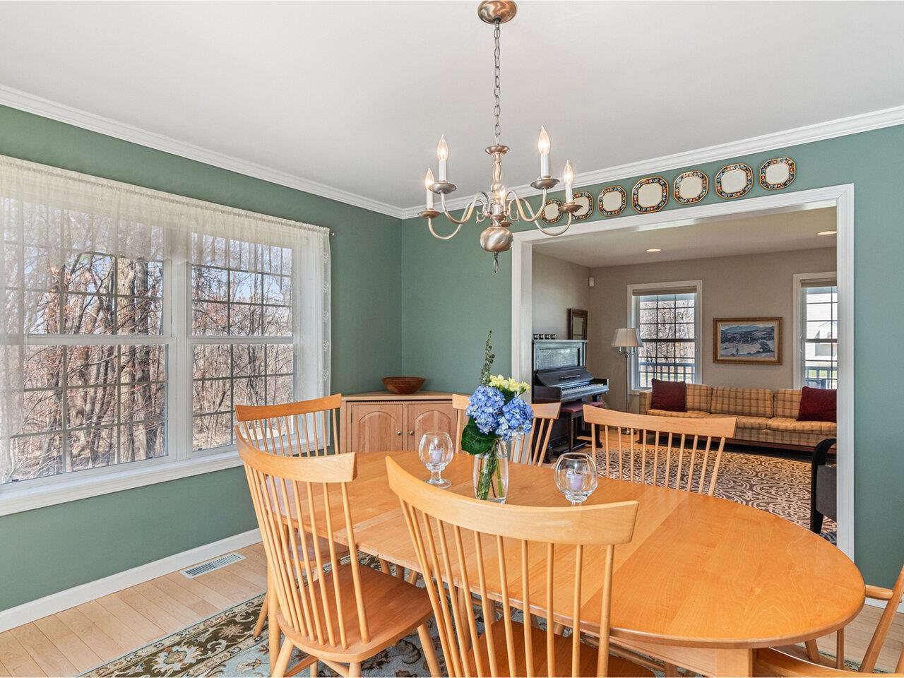 Colchester, Vermont, 05446, United States, 3 Bedrooms Bedrooms, ,3 BathroomsBathrooms,Residential,For Sale,1779357