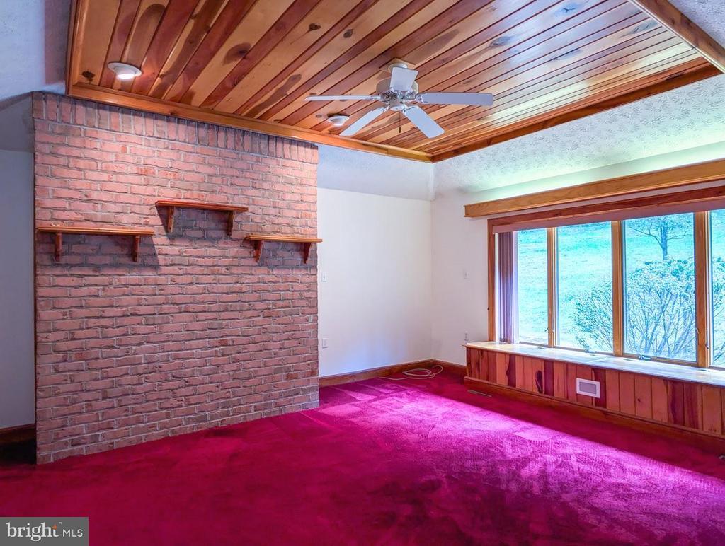 Buffalo Mills, Pennsylvania, 15534, United States, 3 Bedrooms Bedrooms, ,3 BathroomsBathrooms,Residential,For Sale,1948383