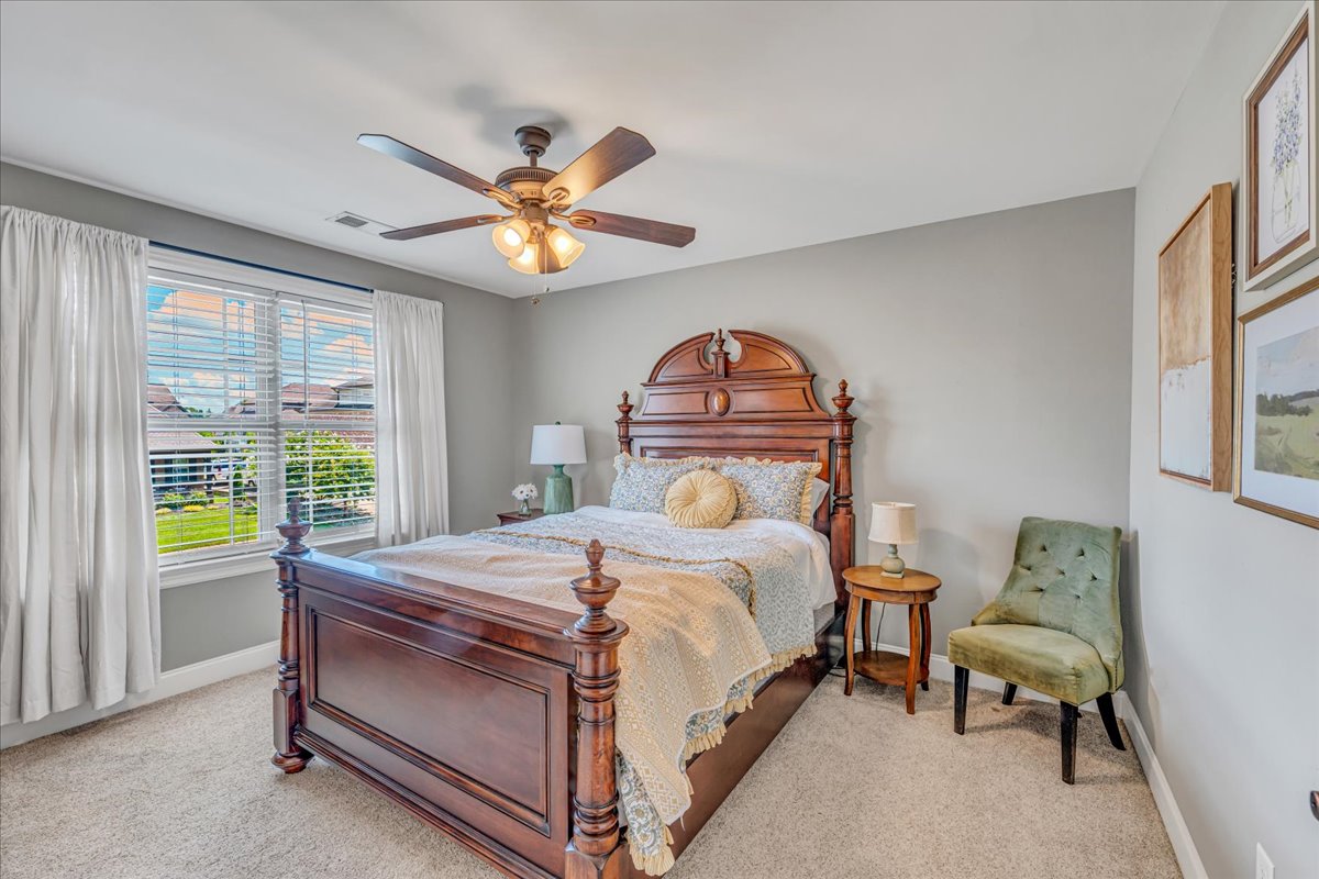 Murfreesboro, Tennessee, 37128, United States, 4 Bedrooms Bedrooms, ,4 BathroomsBathrooms,Residential,For Sale,1921646