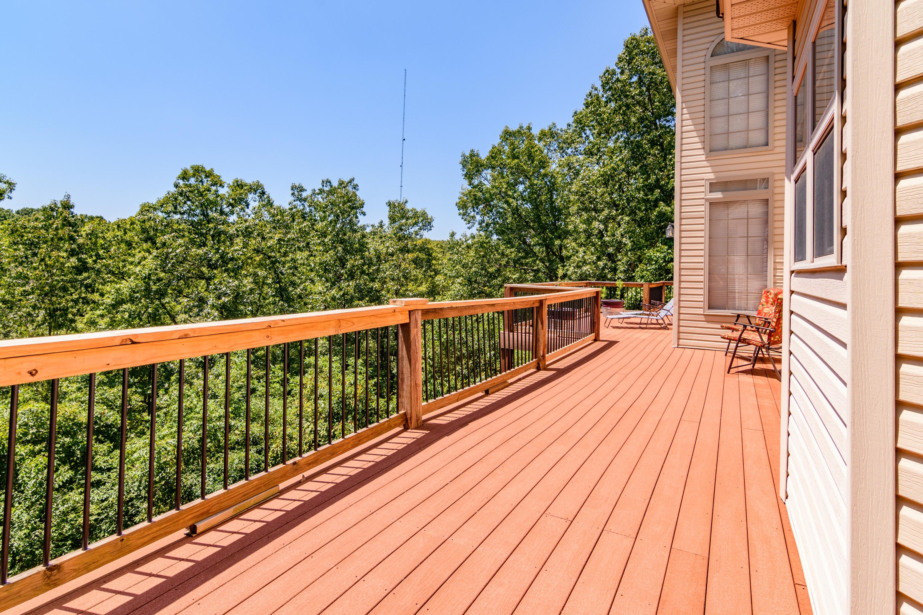 Walnut Shade, Missouri, 65771, United States, 6 Bedrooms Bedrooms, ,5 BathroomsBathrooms,Residential,For Sale,1975828