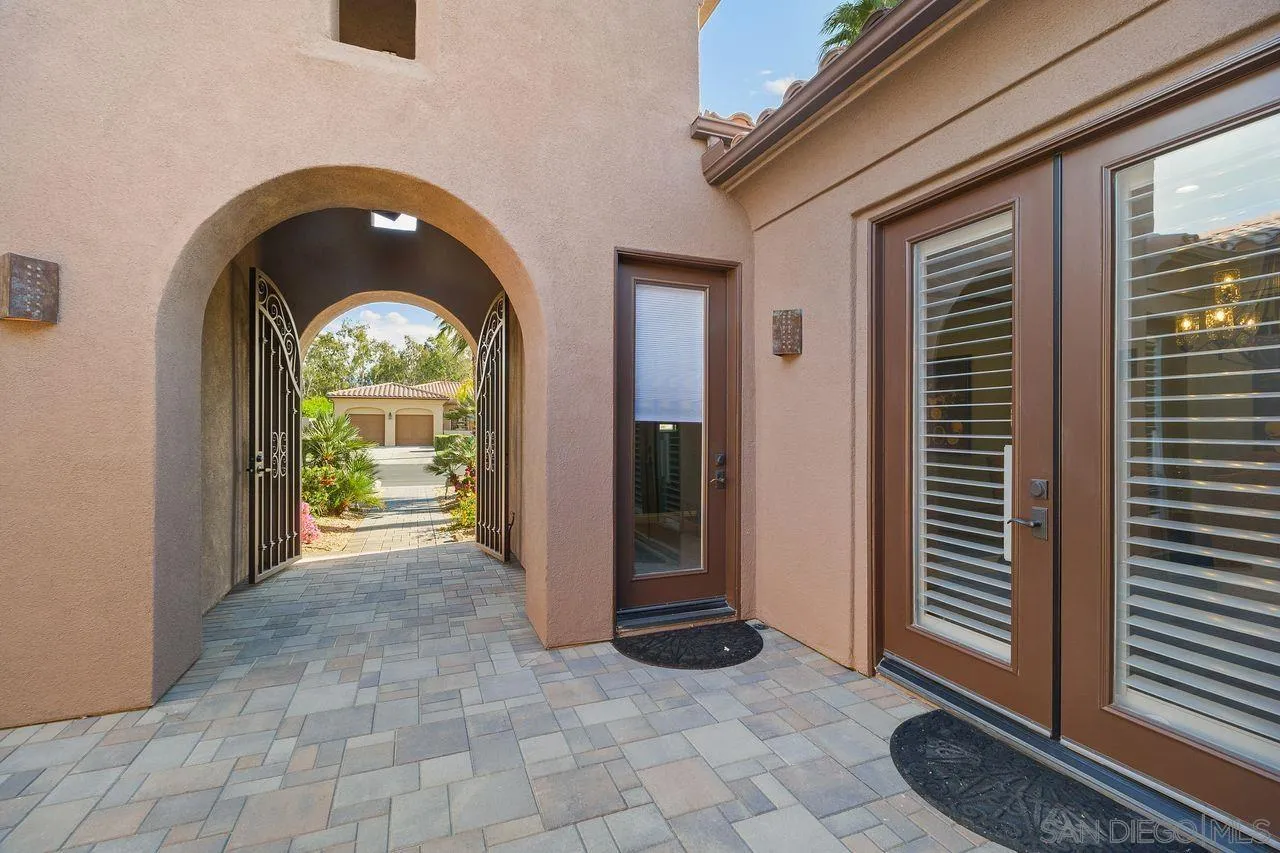 Rancho Mirage, California, 92270, United States, 4 Bedrooms Bedrooms, ,5 BathroomsBathrooms,Residential,For Sale,1942223