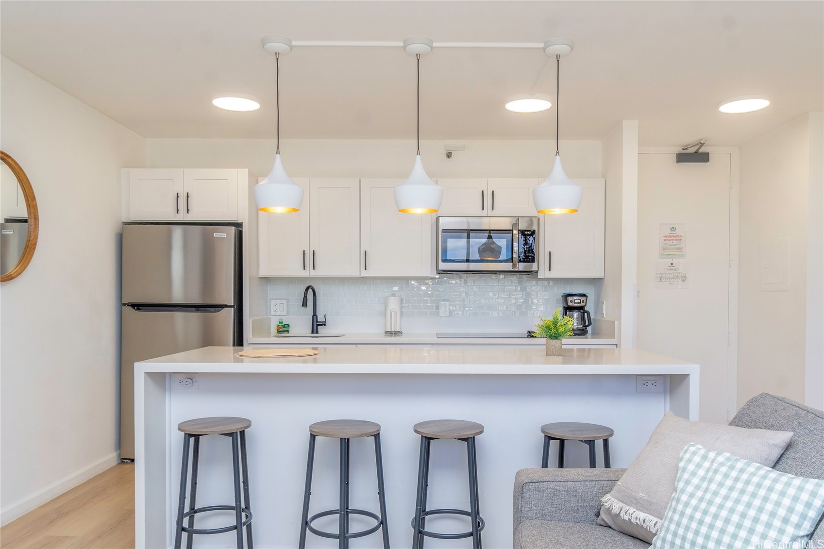 Honolulu, Hawaii, 96815, United States, 1 Bedroom Bedrooms, ,1 BathroomBathrooms,Residential,For Sale,1840512