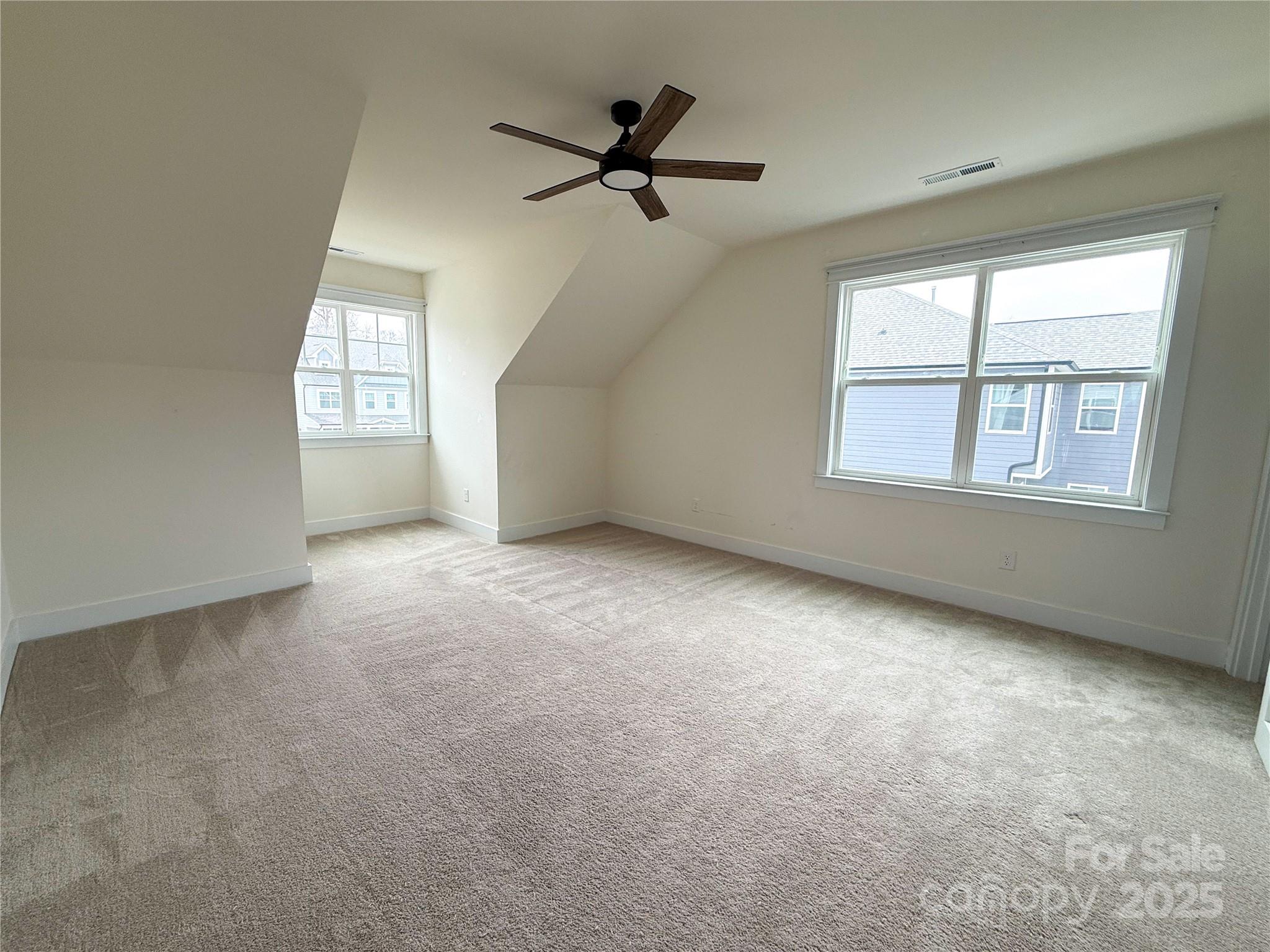 Huntersville, North Carolina, 28078, United States, 6 Bedrooms Bedrooms, ,5 BathroomsBathrooms,Residential,For Sale,1988370