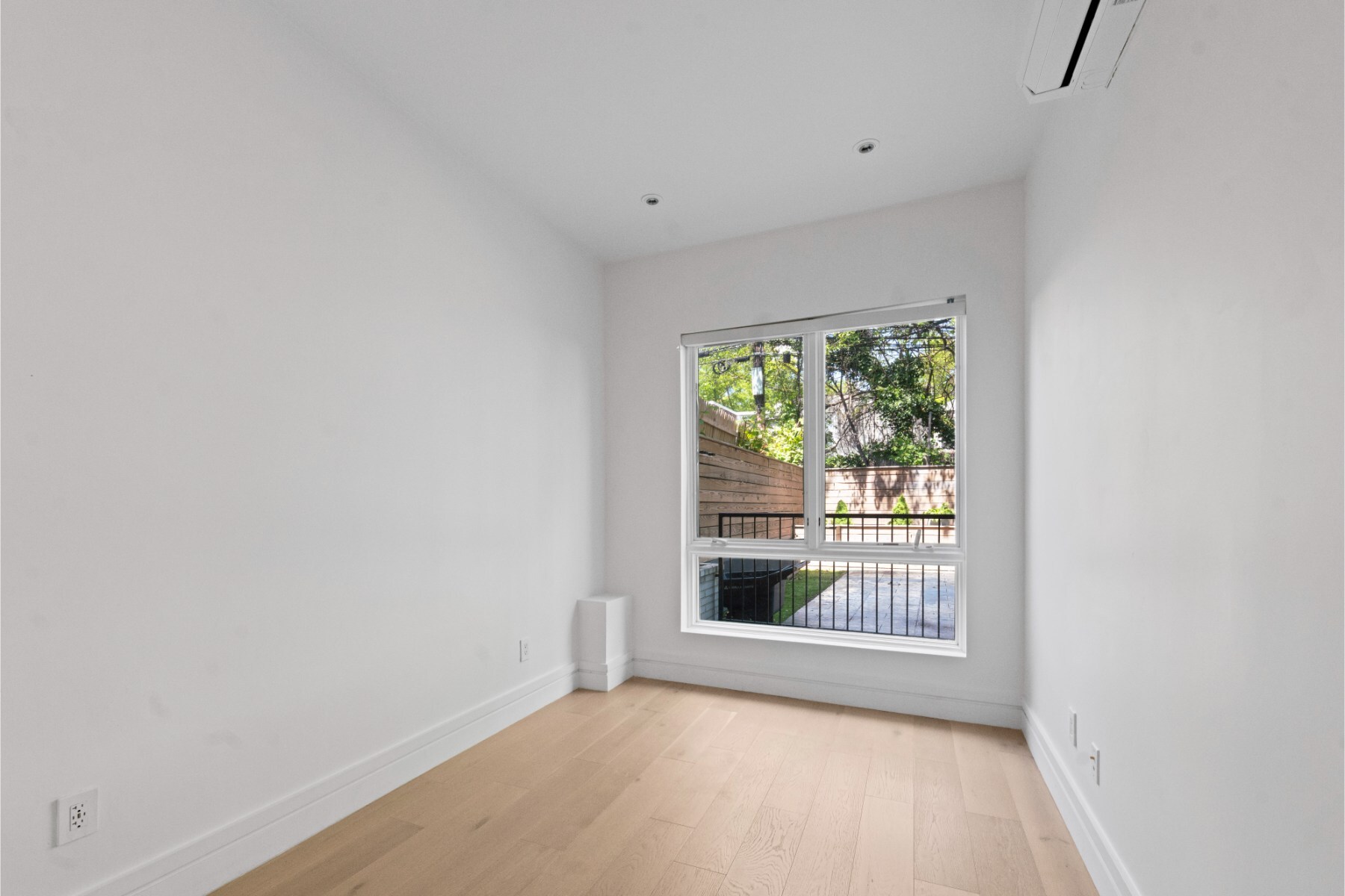  499 Van Buren St. 1, Brooklyn, NY, 11221 - 物件實景