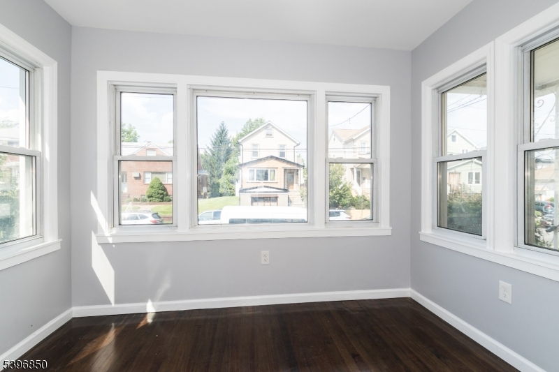 Linden City, New Jersey, 07036, United States, 3 Bedrooms Bedrooms, ,2 BathroomsBathrooms,Residential,For Sale,1991608