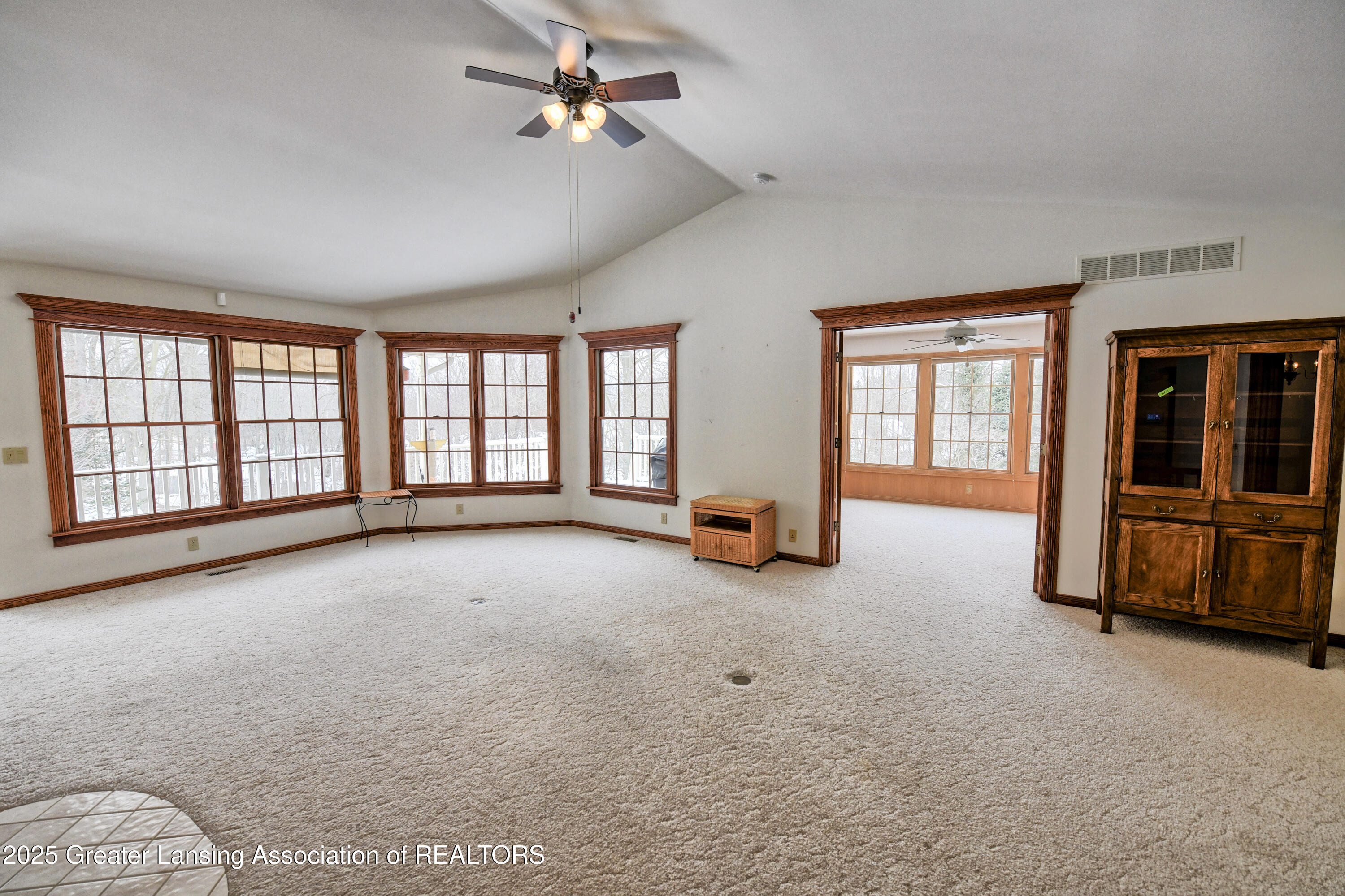 Portland, Michigan, 48875, United States, 5 Bedrooms Bedrooms, ,4 BathroomsBathrooms,Residential,For Sale,2031480