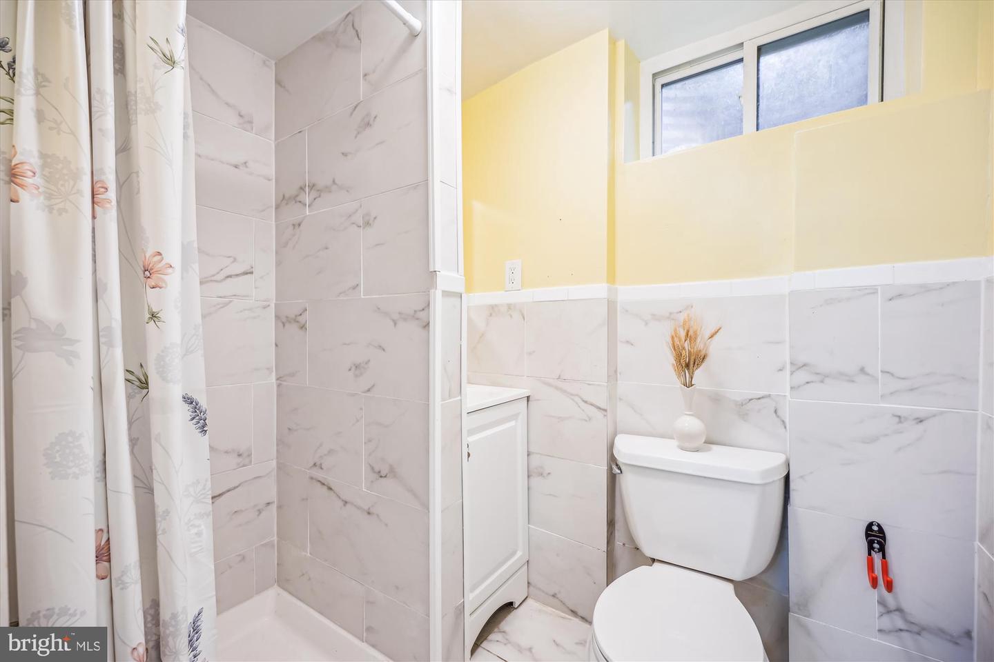 Silver Spring, Maryland, 20903, United States, 4 Bedrooms Bedrooms, ,2 BathroomsBathrooms,Residential,For Sale,1906591