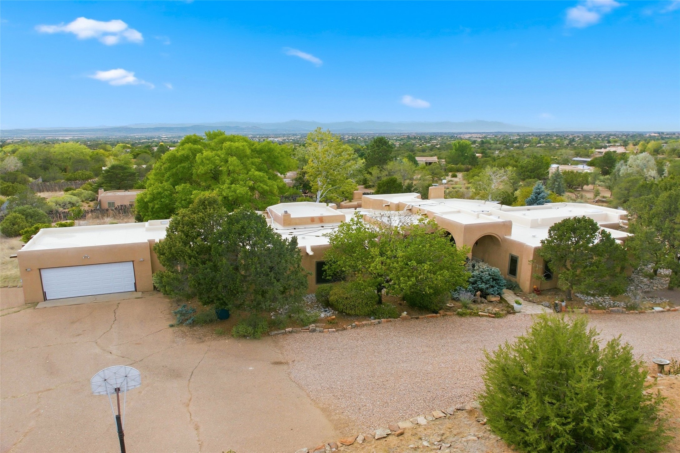  7204 Old Santa Fe Trail - 物件實景