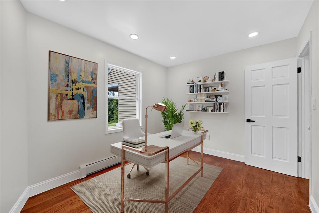 Warwick, New York, 10990, United States, 5 Bedrooms Bedrooms, ,4 BathroomsBathrooms,Residential,For Sale,1981547