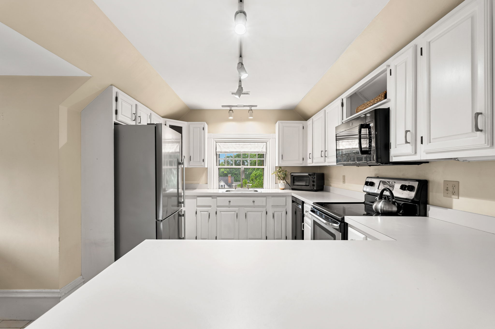  39 Broad St, Newburyport, MA, 01950 - 物件實景