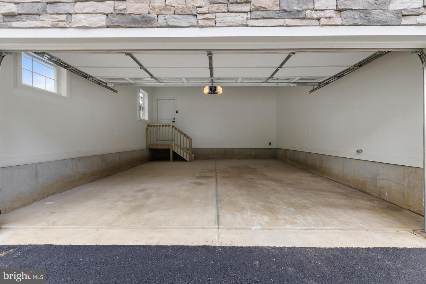 NEWARK, Delaware, 19711, United States, 4 Bedrooms Bedrooms, ,3 BathroomsBathrooms,Residential,For Sale,1905769
