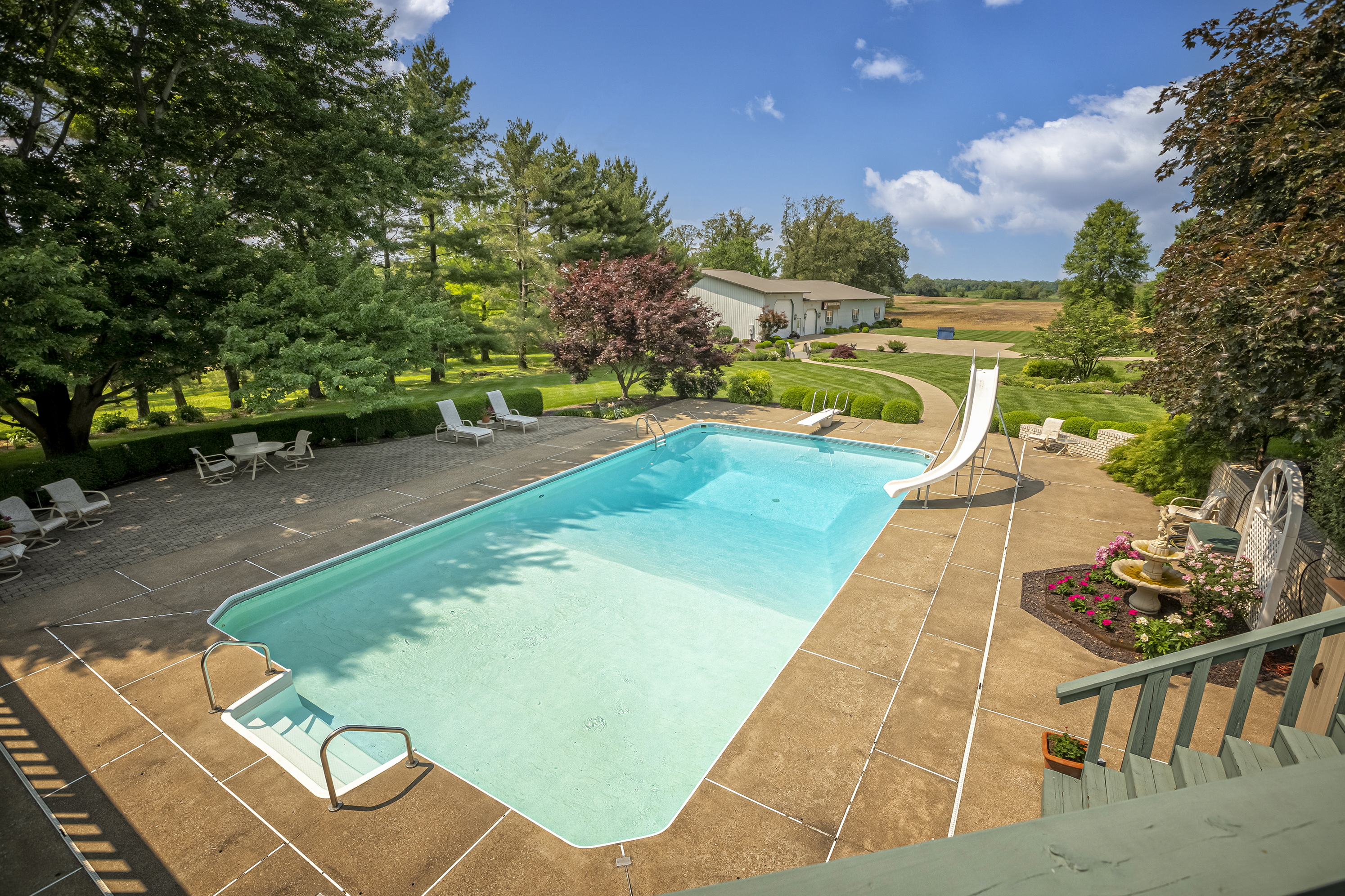 Marion, Illinois, 62959, United States, 7 Bedrooms Bedrooms, ,7 BathroomsBathrooms,Residential,For Sale,1979062