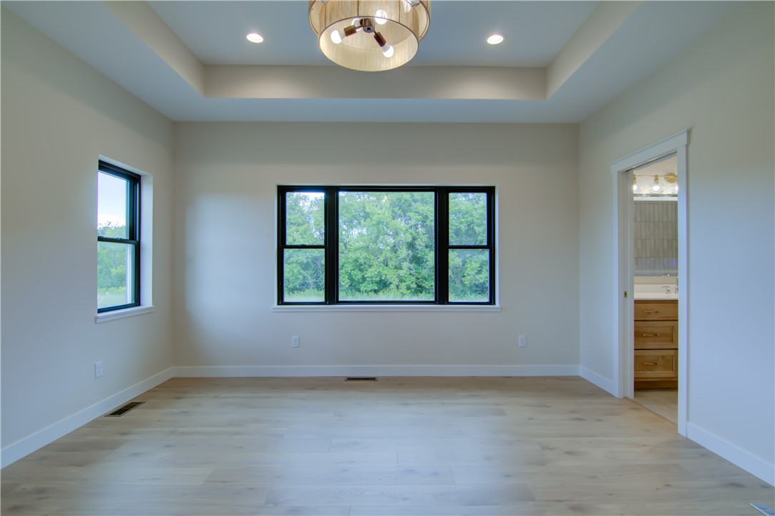 Eau Claire, Wisconsin, 54701, United States, 5 Bedrooms Bedrooms, ,3 BathroomsBathrooms,Residential,For Sale,1983873